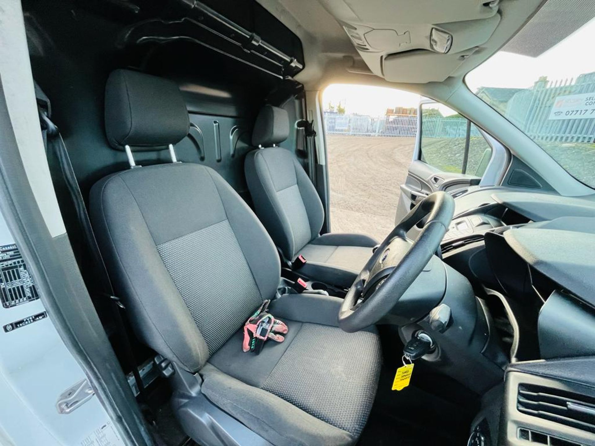 ** ON SALE ** Ford Transit Connect TDCI 75 210 1.5 2018 '18 Reg' ULEZ Compliant -Bluetooth Handsfree - Image 17 of 28