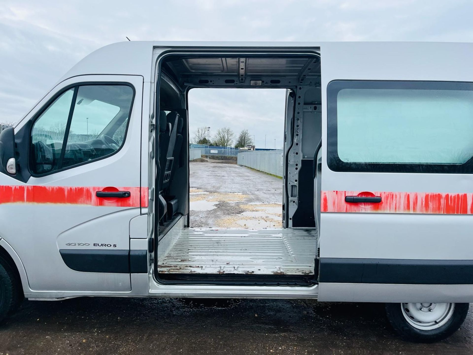 ** ON SALE ** Renault Master 2.3 DCI MM35 L2 H2 100 FWD 2012 '62 Reg' Panel Van - No Vat - Image 6 of 30