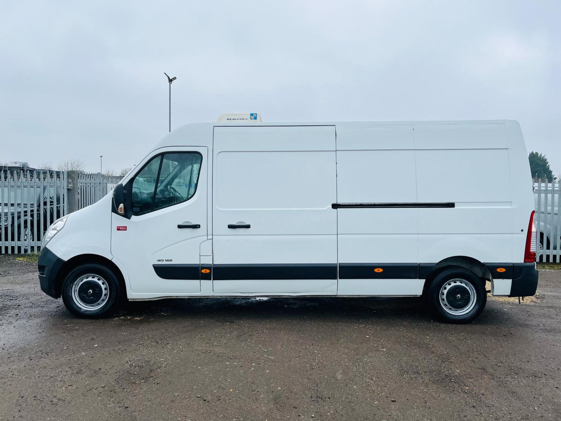 ** ON SALE ** Renault Master 125.35 Fridge/Freezer L3H2-ULEZ Compliant-1 Former Keeper - Image 4 of 29