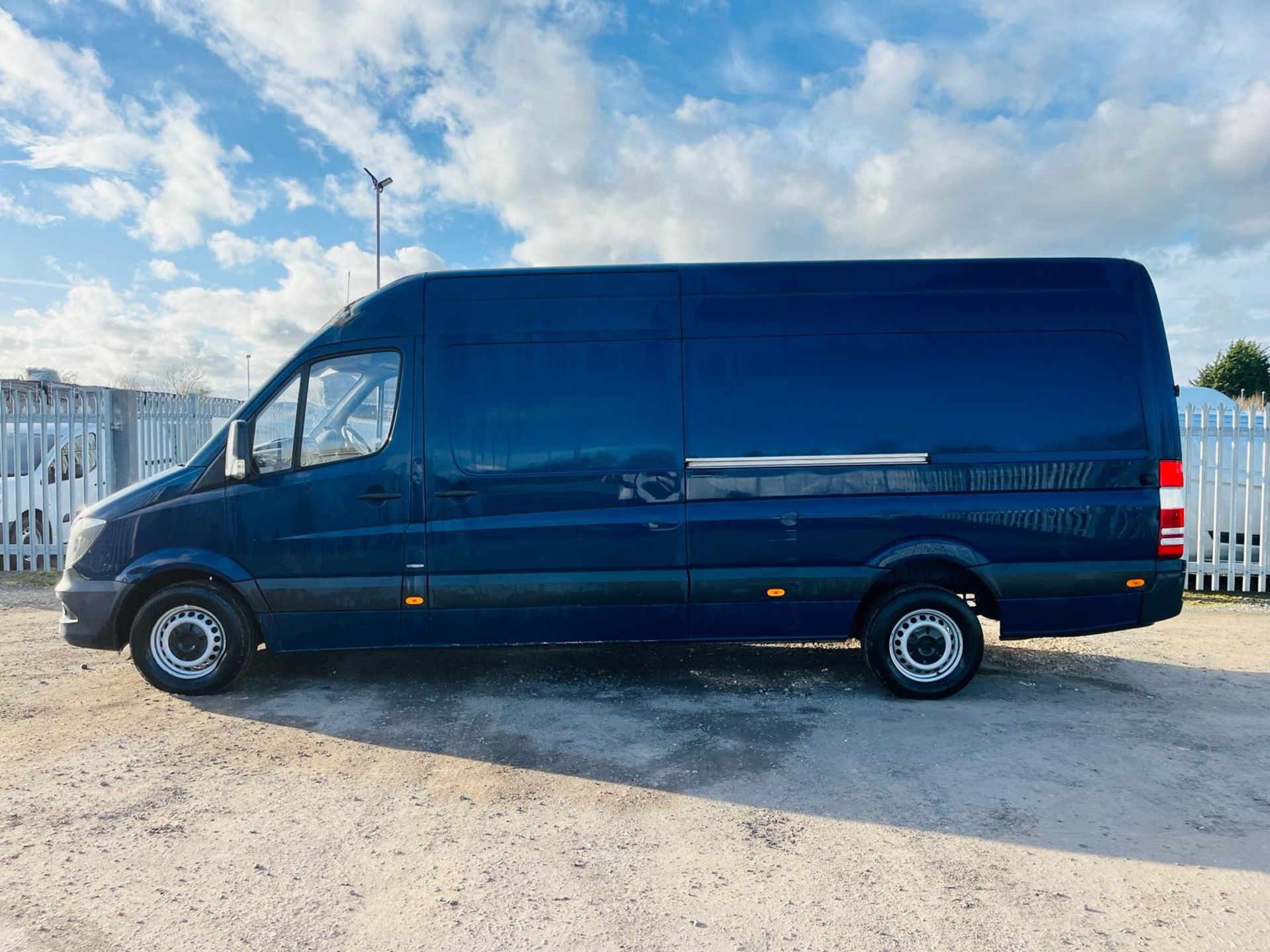 ** ON SALE ** Mercedes-Benz Sprinter 2.1 Cdi Bluetec 314 3.5T L3H3 2016'16 Reg'-Bluetooth Handsfree - Image 4 of 27