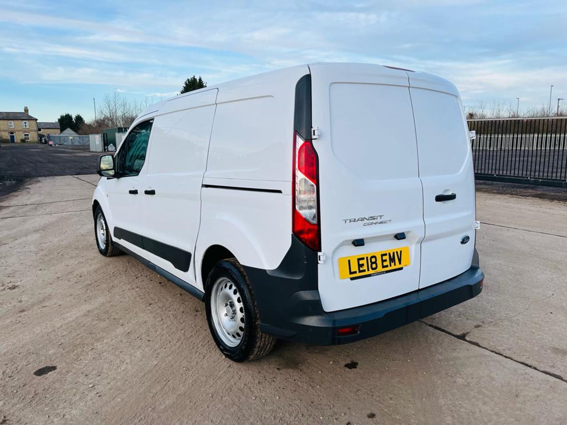 ** ON SALE ** Ford Transit Connect TDCI 75 210 1.5 2018 '18 Reg' ULEZ Compliant -Bluetooth Handsfree - Image 8 of 28