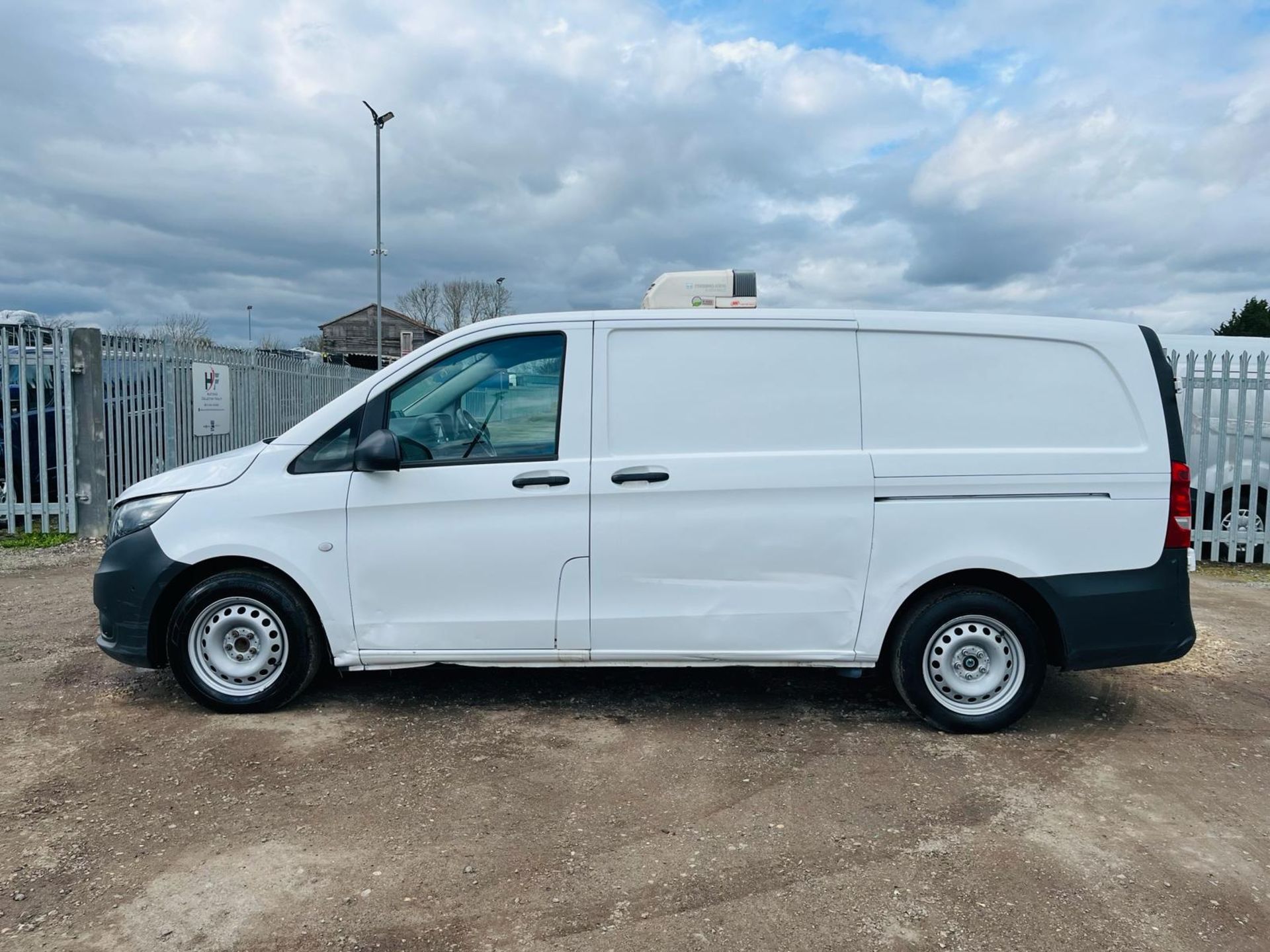 ** ON SALE ** Mercedes-Benz Vito 114 2.1 Cdi Bluetec 2.8T Fridge/Freezer L2 Panel Van 2019'19 Reg' - Bild 4 aus 28