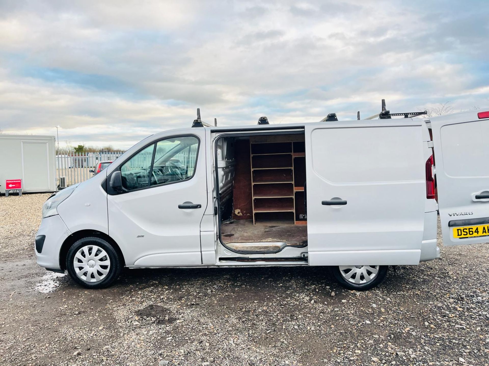 Vauxhall Vivaro 1.6 CDTI 120 Sportive L1 H1 2.7 2015 '64 Reg' - Panel Van - A/C - No Vat - Image 5 of 27