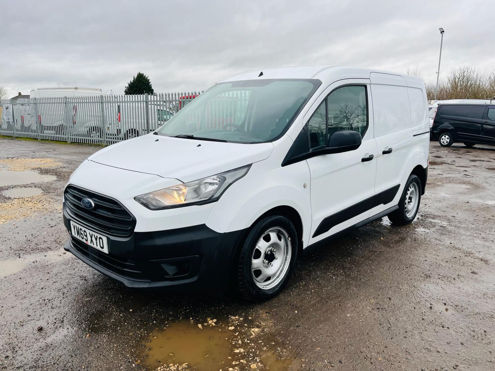 Ford Transit Connect 1.5 Ecoblue Leader 100 200 L1 H1 2020 '69 Reg' -ULEZ Compliant -1 Former Owner - Image 3 of 27