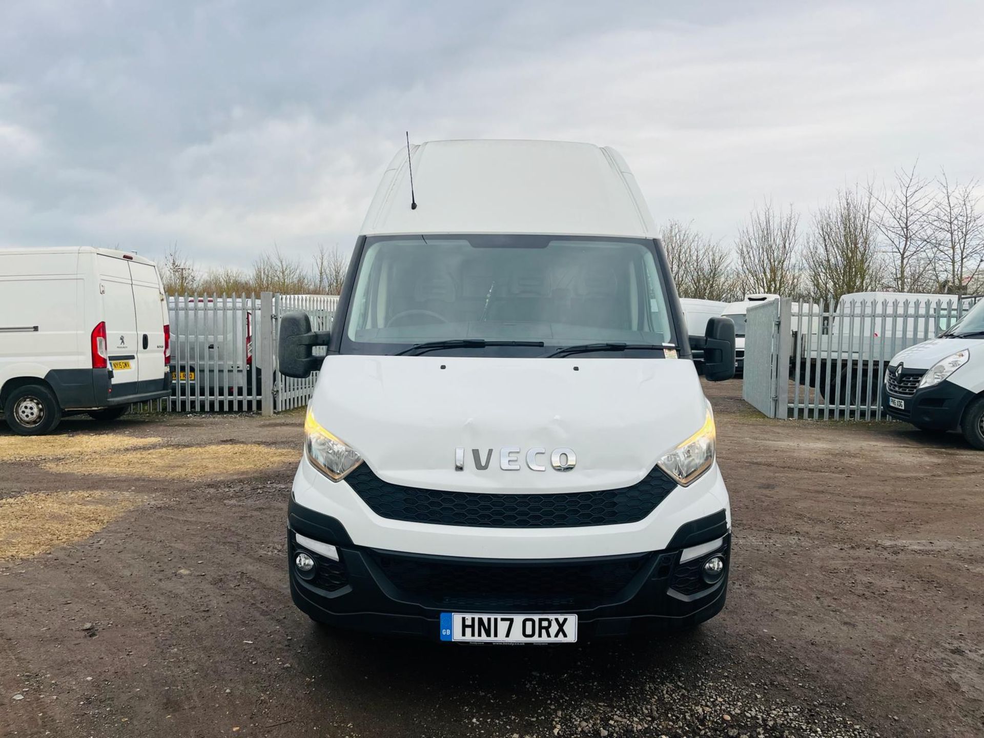 ** ON SALE ** Iveco Daily 2.3 HD 35S13 L3 H3 2017'17 Reg' Fridge/Freezer Unit - **RARE** - Image 2 of 28