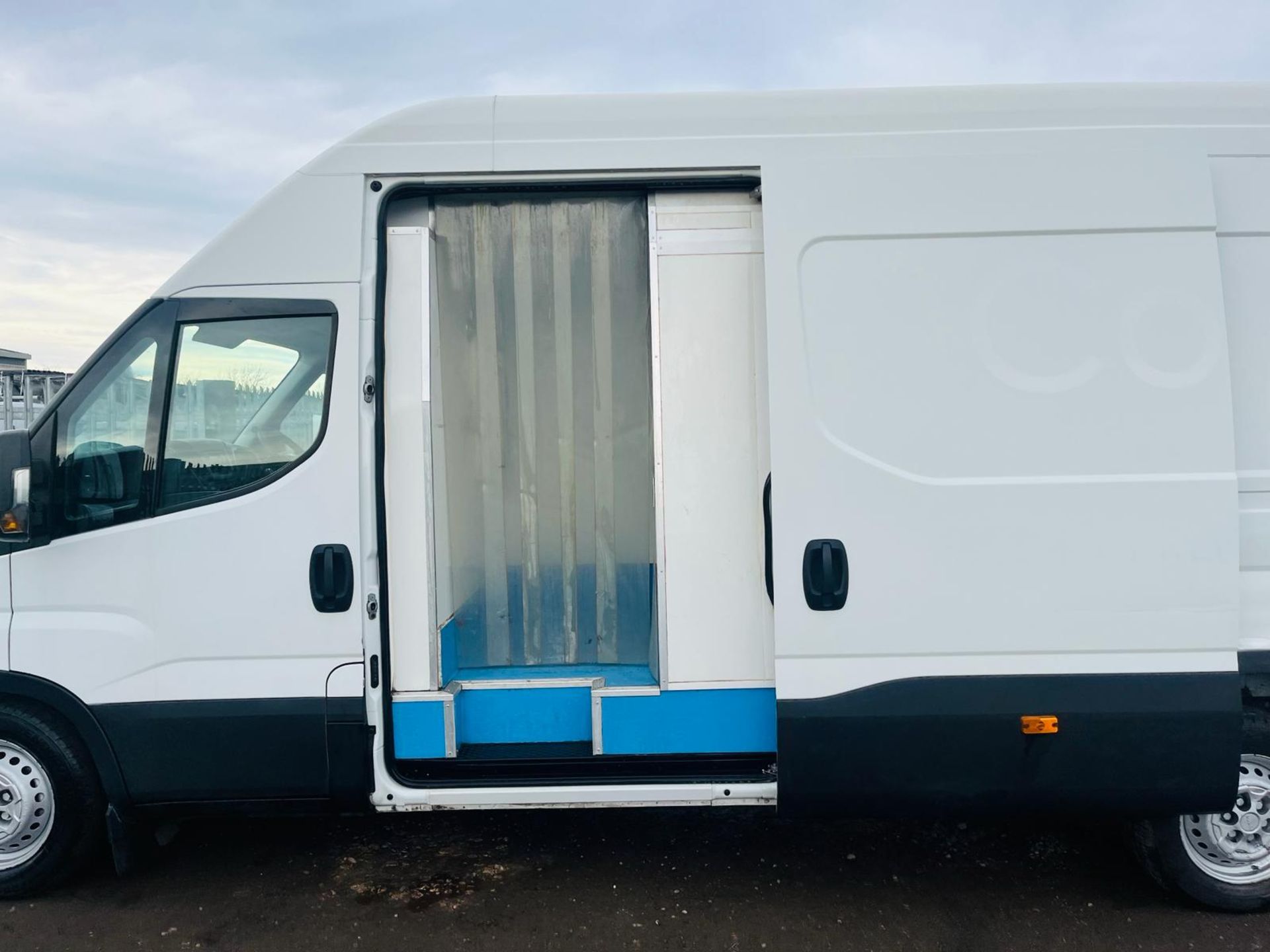 ** ON SALE ** Iveco Daily 2.3 HD 35S13 L3 H3 2017'17 Reg' Fridge/Freezer Unit - **RARE** - Image 6 of 28