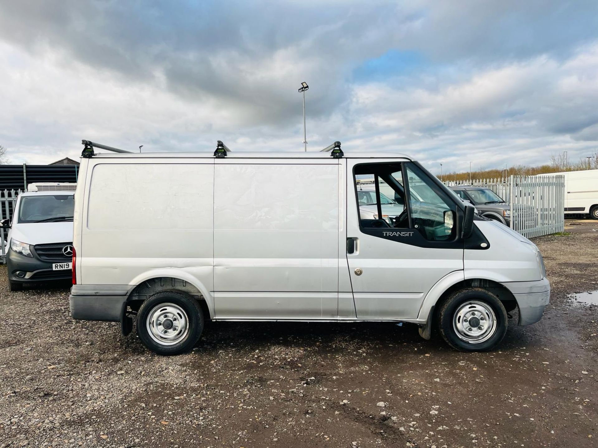 ** ON SALE ** Ford Transit 2.2 TDCI 125 FWD L1 H1 2013 '63 Reg' Panel Van - Only 83,892 Miles - Image 10 of 24