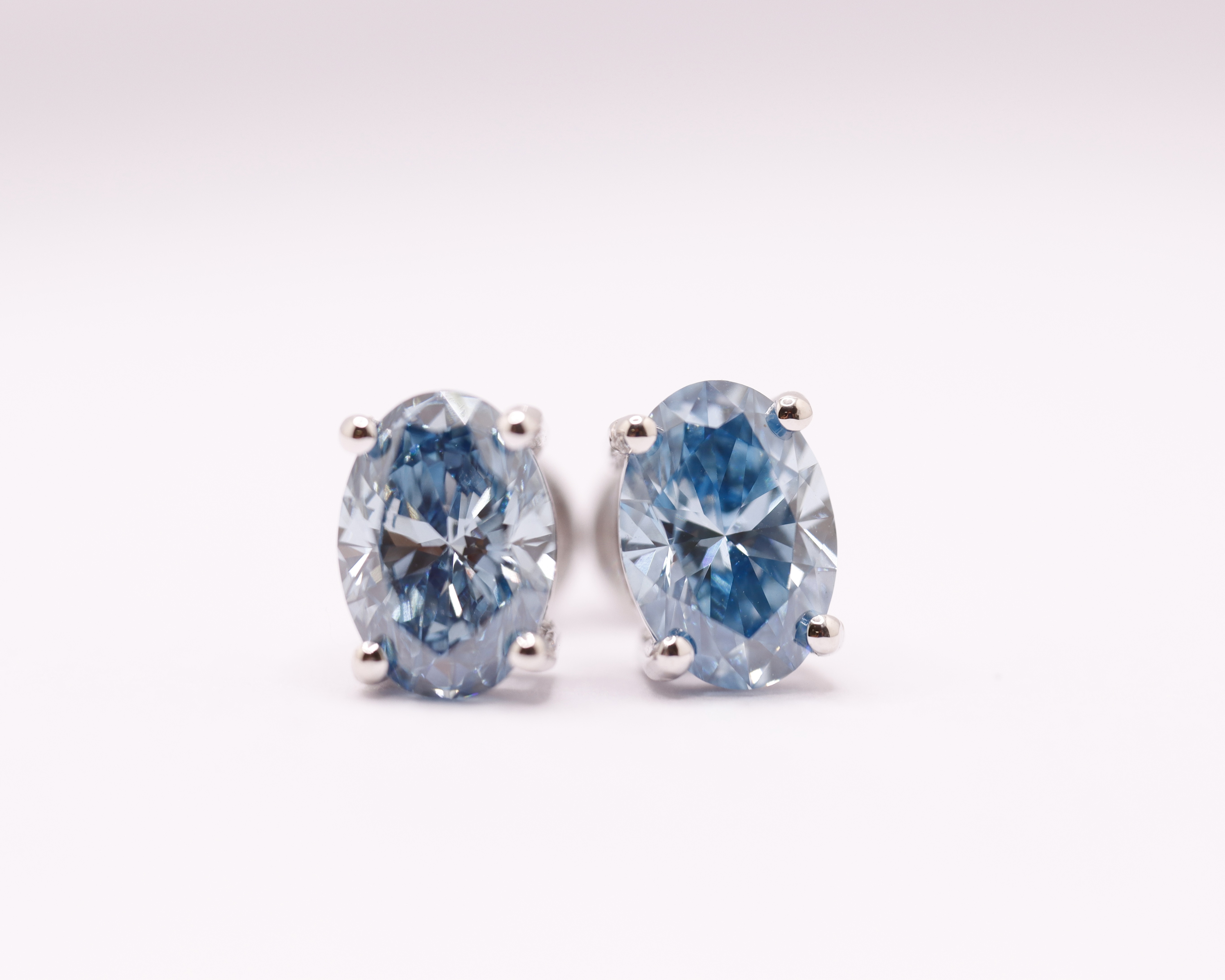 Fancy Blue Oval Cut 2.25 Carat Diamond 18Kt White Gold Earring Set -VS1 Clarity - Image 13 of 13