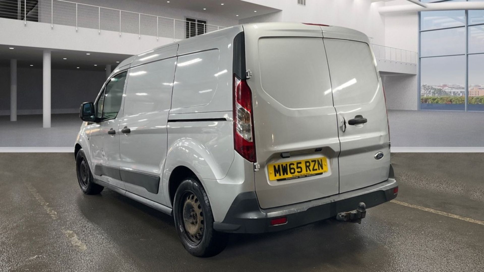 **ON SALE ** Ford Transit Connect 1.6 TDCI 95 240 L2H1 2015 -65 Reg' -Bluetooth Handsfree -Tow Bar - Bild 3 aus 9