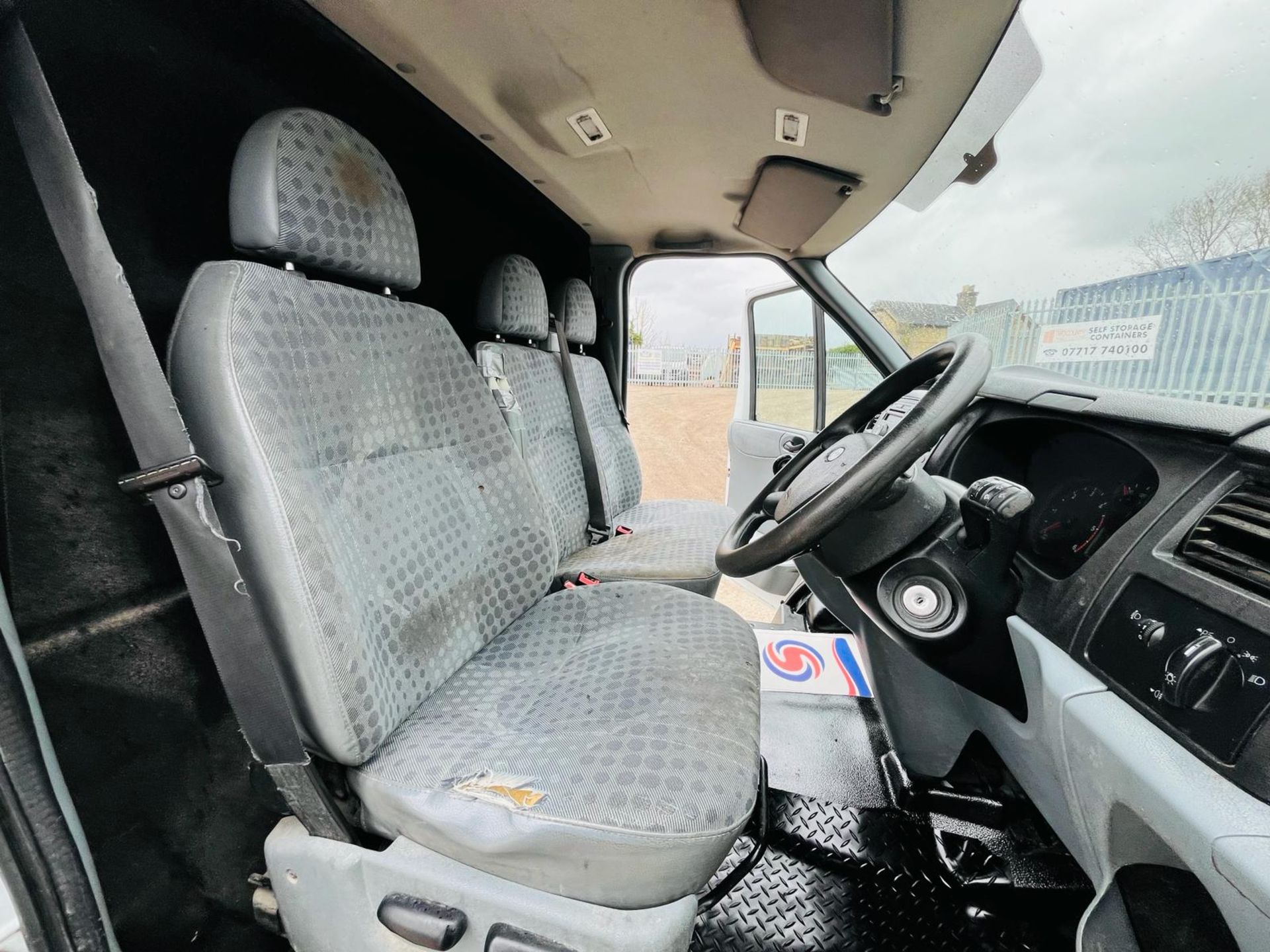 Ford Transit 350 RWD 2.2 TDCI 100 L3H3 PanelVan 2013 '63 Reg' -Bluetooth Handsfree -CD Player - Image 16 of 27