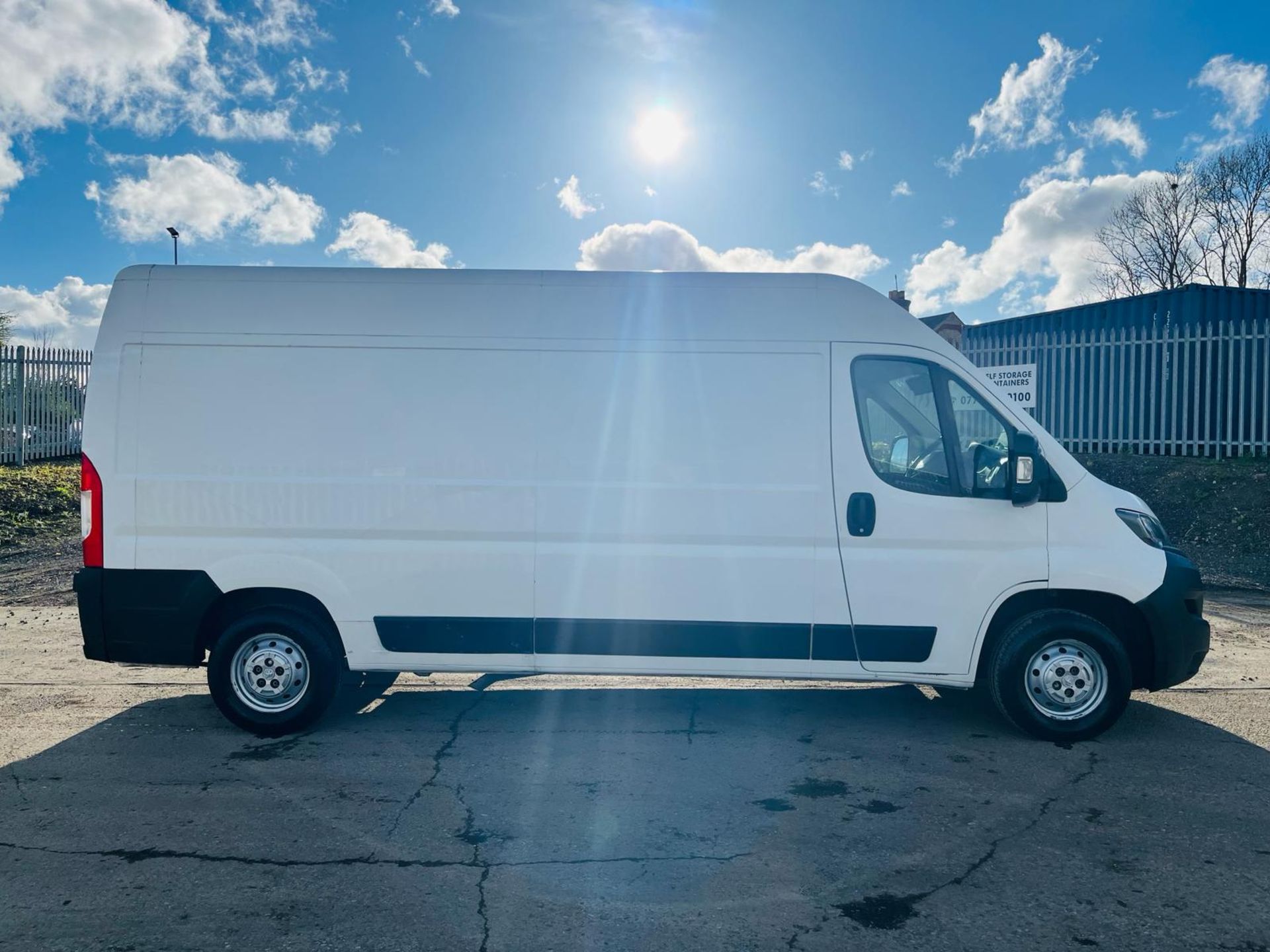 Peugeot Boxer Professional 225 BlueHDI 130 2.0 L3H2 2018'68 Reg'-A/C-Parking Sensors-ULEZ Compliant - Bild 13 aus 28