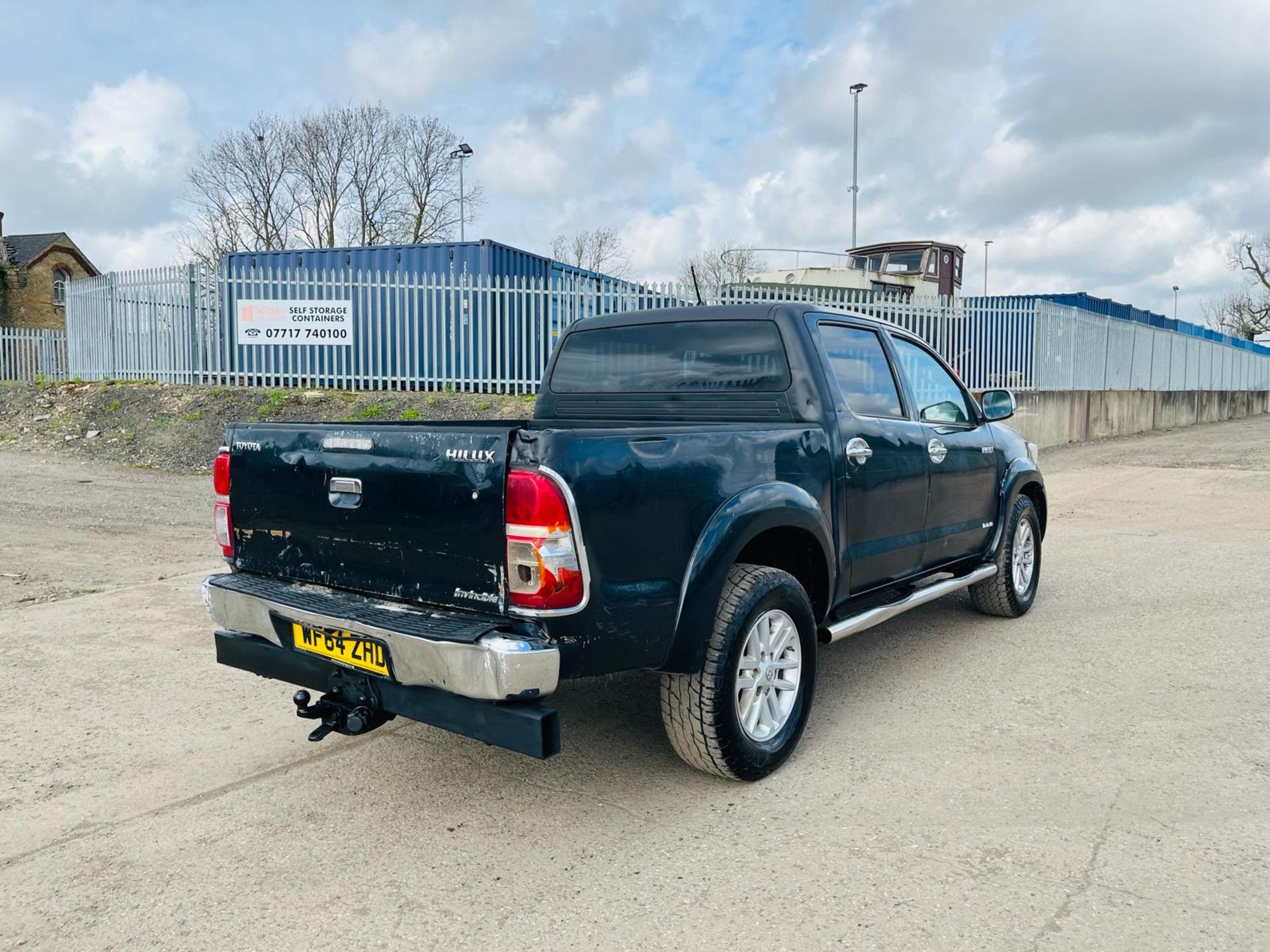 ** ON SALE ** Toyota Hilux 3.0 D-4D 171 Invincible 4WD CrewCab Pick-Up -2014 '64 Reg'- - Bild 8 aus 33