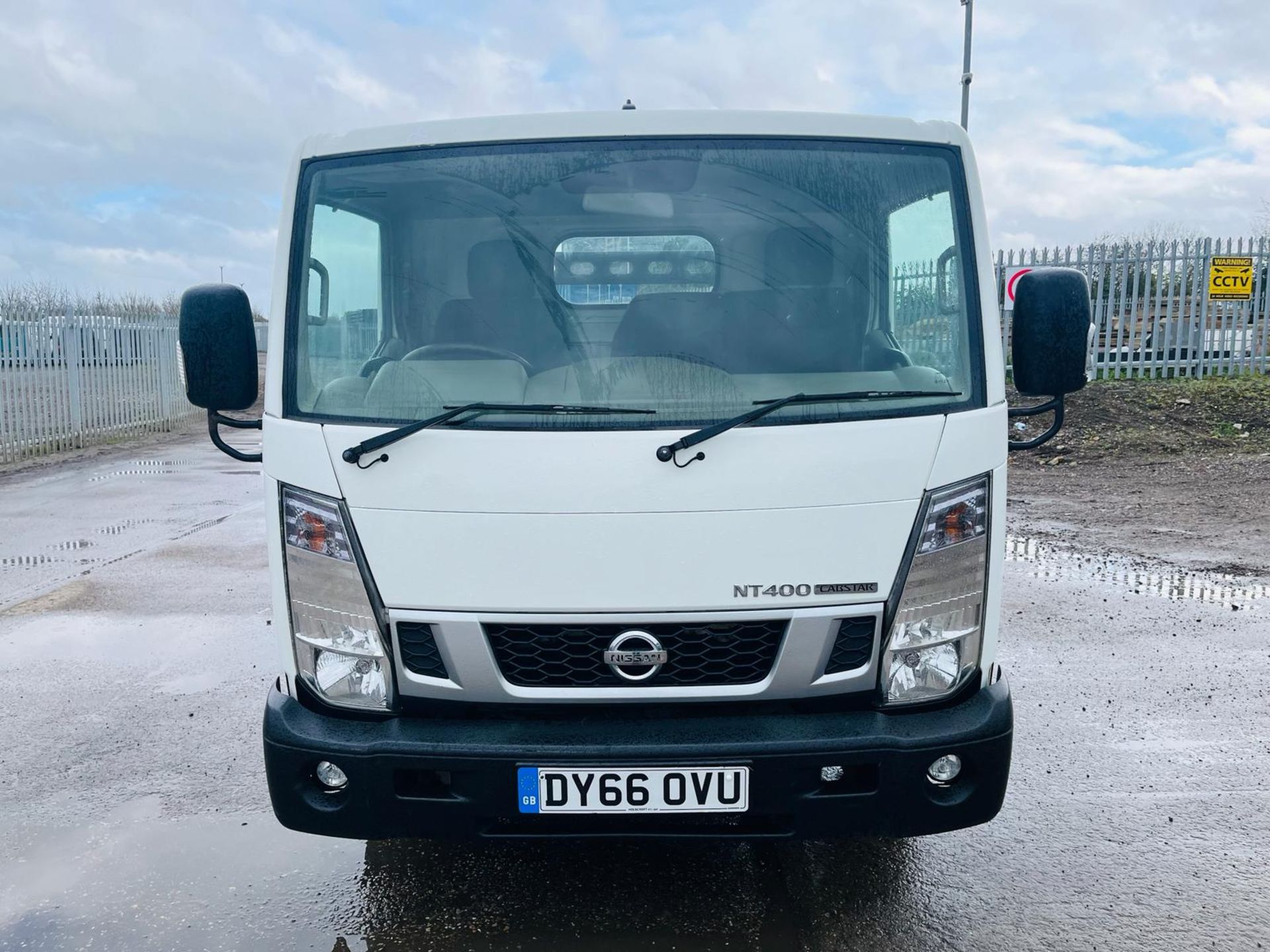 ** ON SALE ** Nissan NT400 Cabstar 2.5 DCI 35.14 L1 Dropside 2016 '66 Reg' -ULEZ Compliant - Image 2 of 24