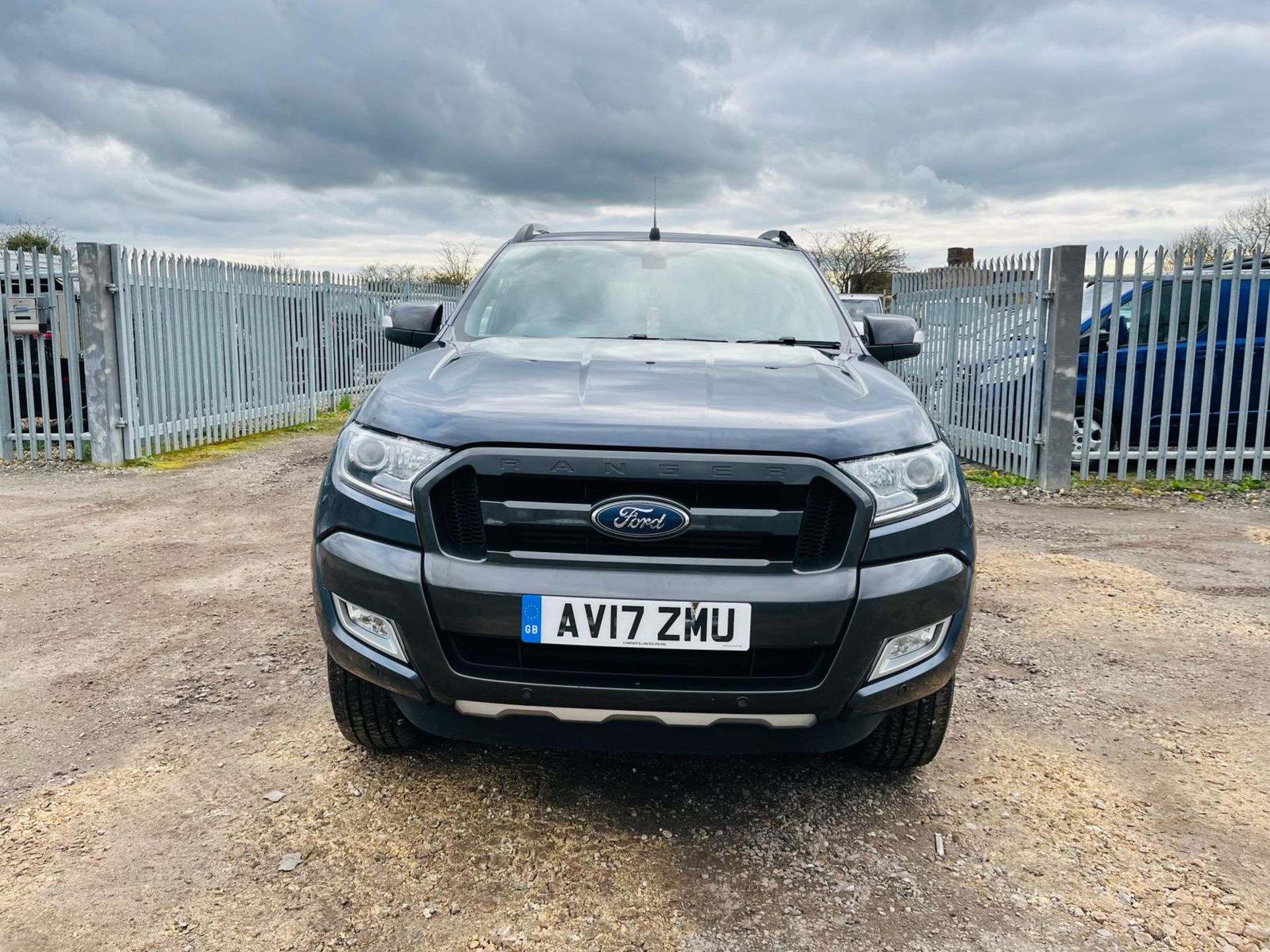 ** ON SALE ** Ford Ranger Wildtrak TDCI 200 4WD 3.2 Crew Cab 2017'17 Reg -Tow Bar -ULEZ Compliant - Image 2 of 34