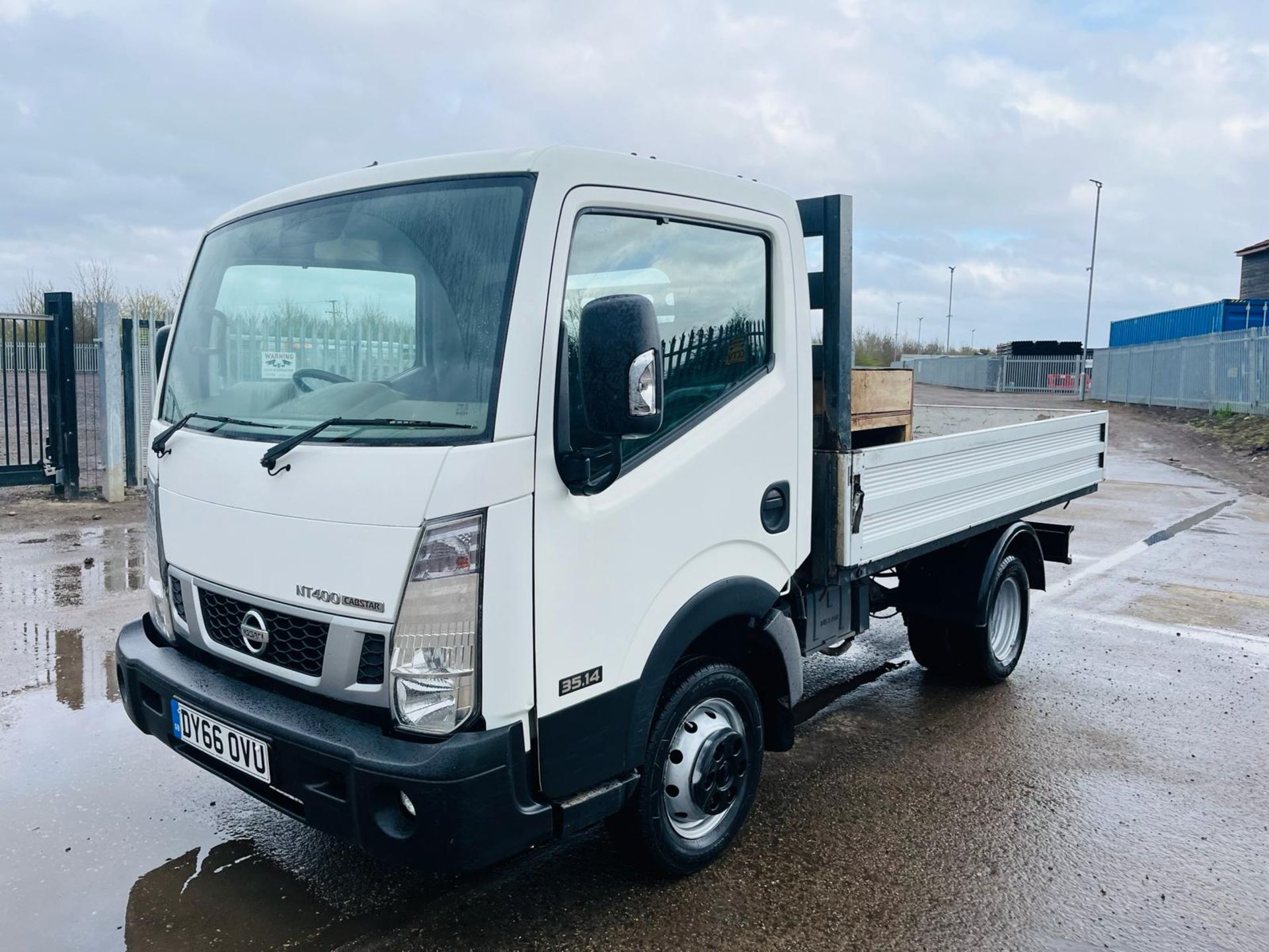 ** ON SALE ** Nissan NT400 Cabstar 2.5 DCI 35.14 L1 Dropside 2016 '66 Reg' -ULEZ Compliant - Image 4 of 24