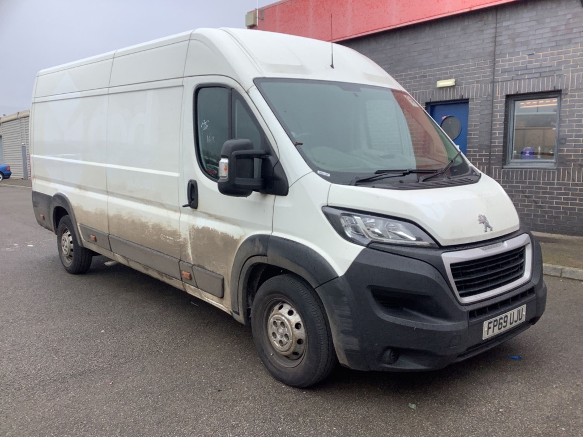 Peugeot Boxer Professional 435 BlueHDI 140 2.2 L4 H2 2019 '69 Reg' - A/C -ULEZ Compliant -Bluetooth