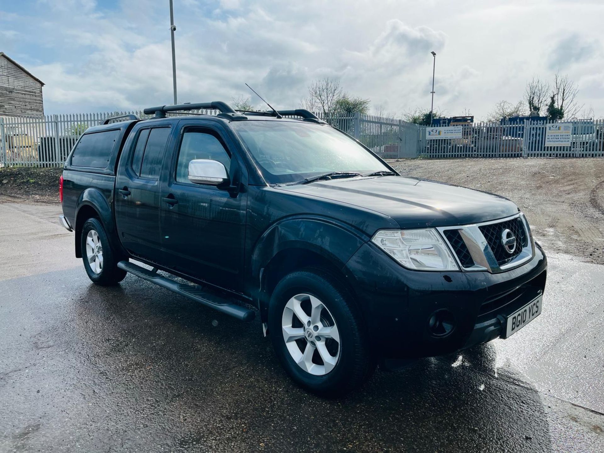 ** ON SALE ** Nissan Navara Tekna DCI 190 4WD 2.5 2010 '10 Reg' -Automatic -Alloy Wheels