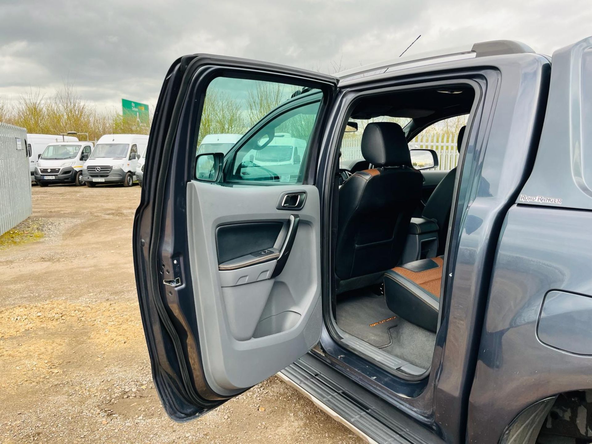 ** ON SALE ** Ford Ranger Wildtrak TDCI 200 4WD 3.2 Crew Cab 2017'17 Reg -Tow Bar -ULEZ Compliant - Image 29 of 34