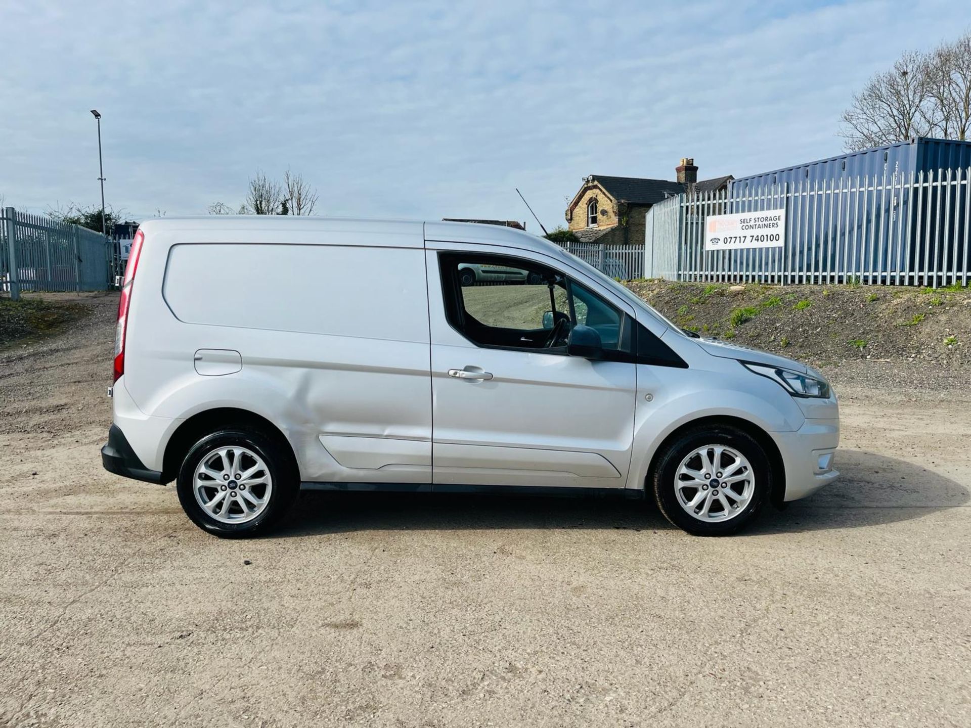 Ford Transit Connect 1.5 TDCI L1H1-2020 '70 Reg'- 1 Previous Owner -Alloy Wheels -Sat Nav - A/C - Image 13 of 28