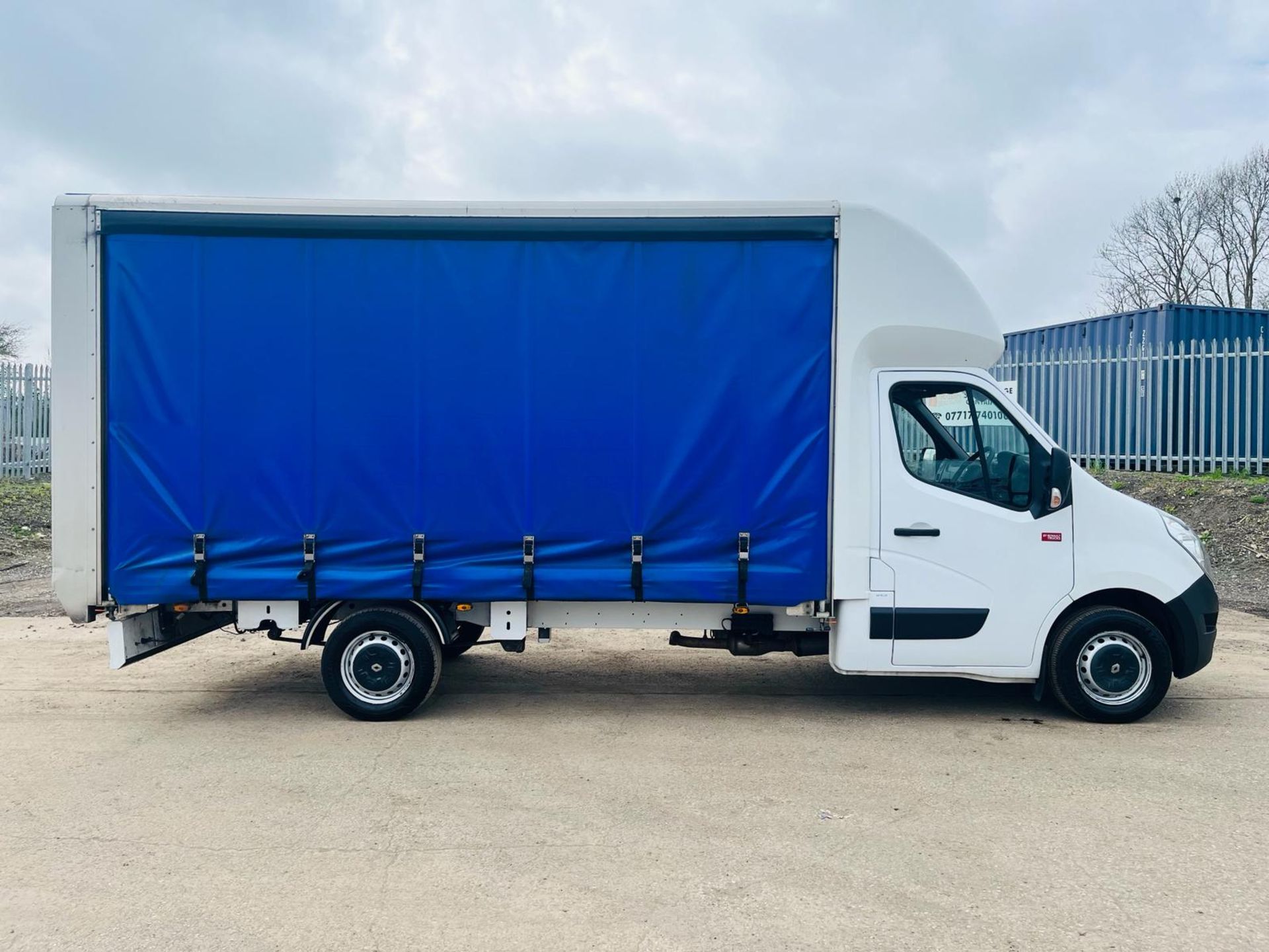 ** ON SALE **Renault Master 2.3 DCI 145 3.5T Comfort L3 Curtain Side -2019 '19 Reg'- ULEZ Compliant - Image 13 of 27