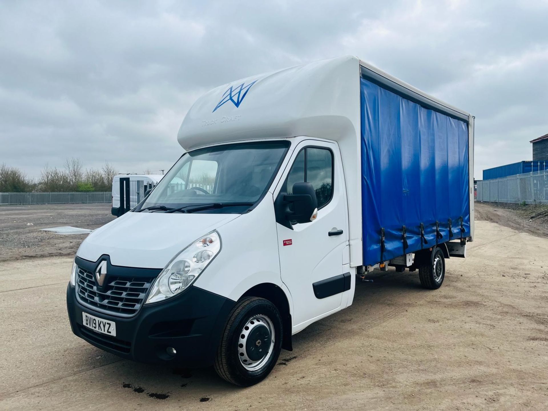 ** ON SALE **Renault Master 2.3 DCI 145 3.5T Comfort L3 Curtain Side -2019 '19 Reg'- ULEZ Compliant - Image 3 of 27