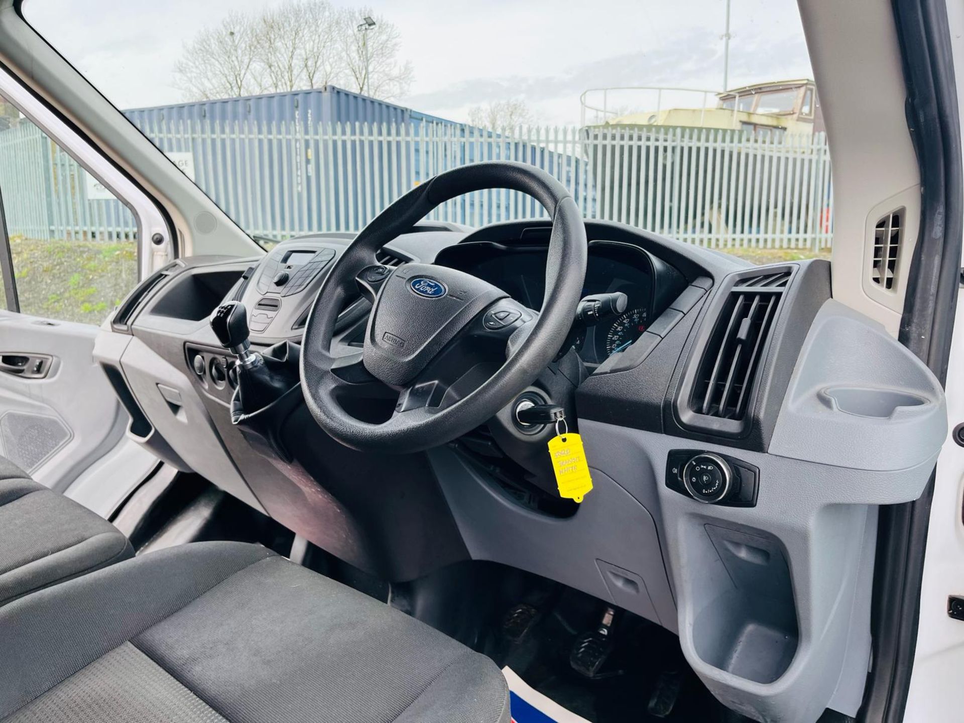 ** ON SALE ** Ford Transit 350 RWD 2.0 TDCI Ecoblue 130 H3L3 PanelVan- ULEZ Complaint -Bluetooth - Image 17 of 27