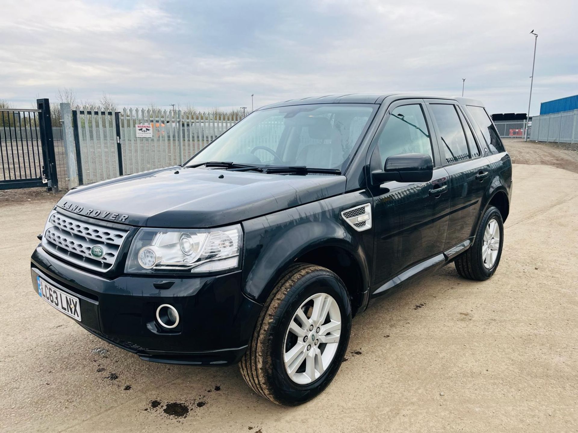 ** ON SALE ** Land Rover Freelander 2 SD4 190 XS 2.2 2013 '63 Reg'-Alloy Wheels -12 months MOT - Image 3 of 35