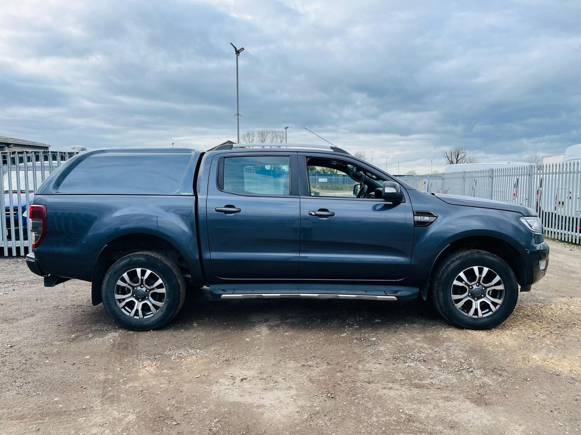 ** ON SALE ** Ford Ranger Wildtrak TDCI 200 4WD 3.2 Crew Cab 2017'17 Reg -Tow Bar -ULEZ Compliant - Image 10 of 34