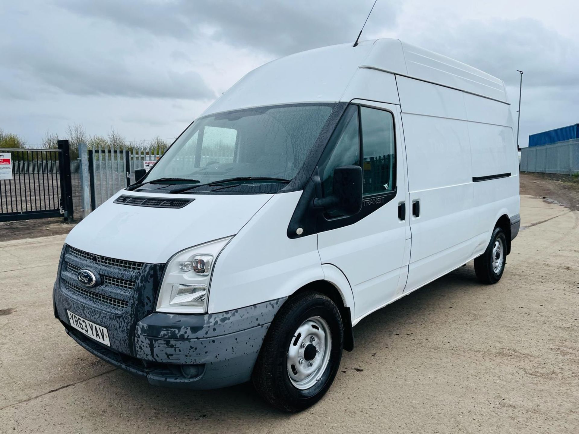 Ford Transit 350 RWD 2.2 TDCI 100 L3H3 PanelVan 2013 '63 Reg' -Bluetooth Handsfree -CD Player - Image 3 of 27