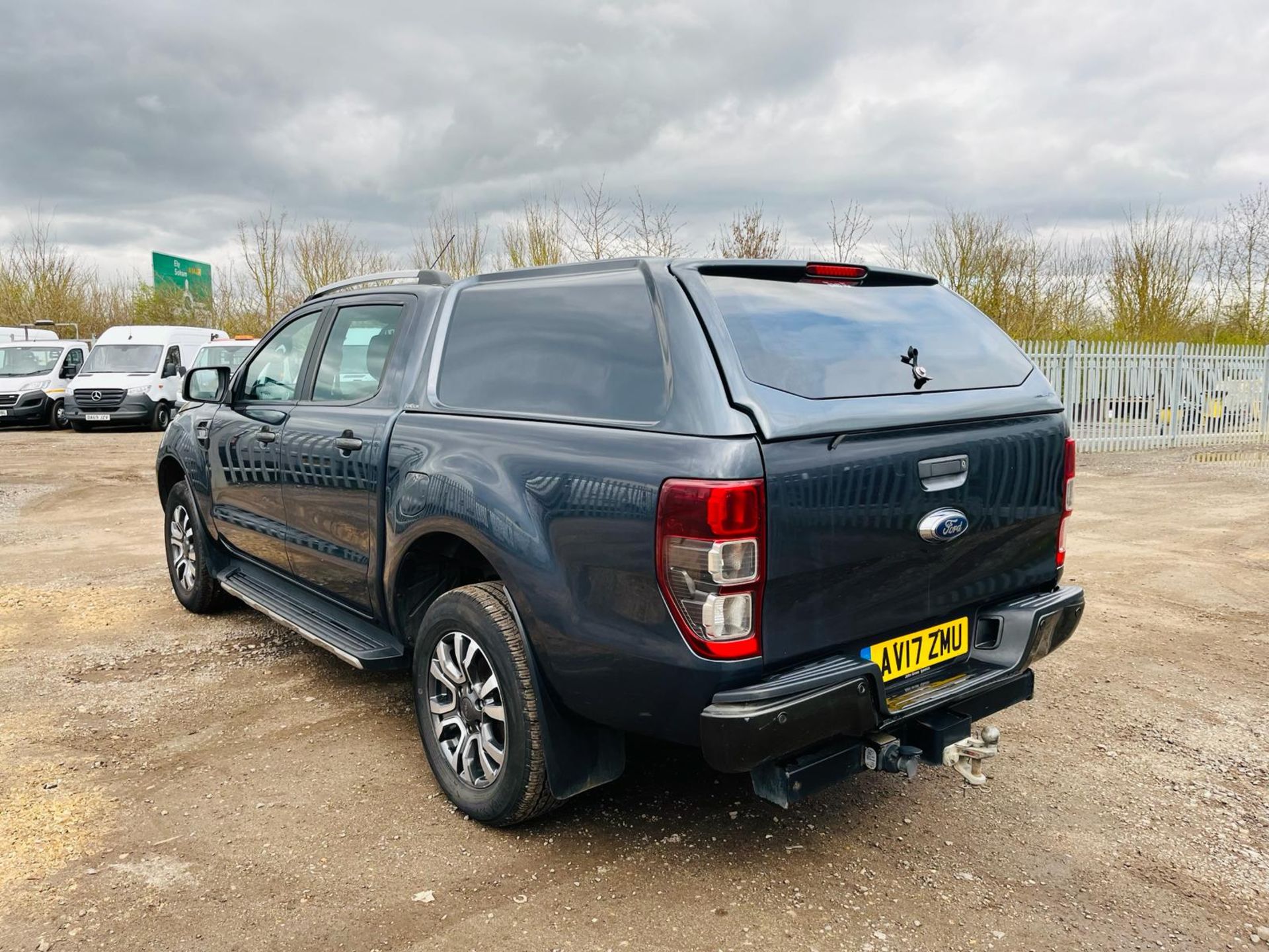 ** ON SALE ** Ford Ranger Wildtrak TDCI 200 4WD 3.2 Crew Cab 2017'17 Reg -Tow Bar -ULEZ Compliant - Image 5 of 34