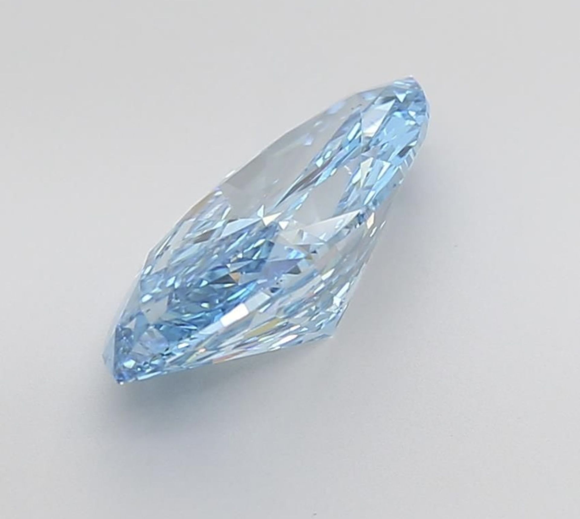 Marquise cut 4.02 Carat Diamond Fancy Blue Colour VS2 Clarity EX EX - IGI - Bild 3 aus 9