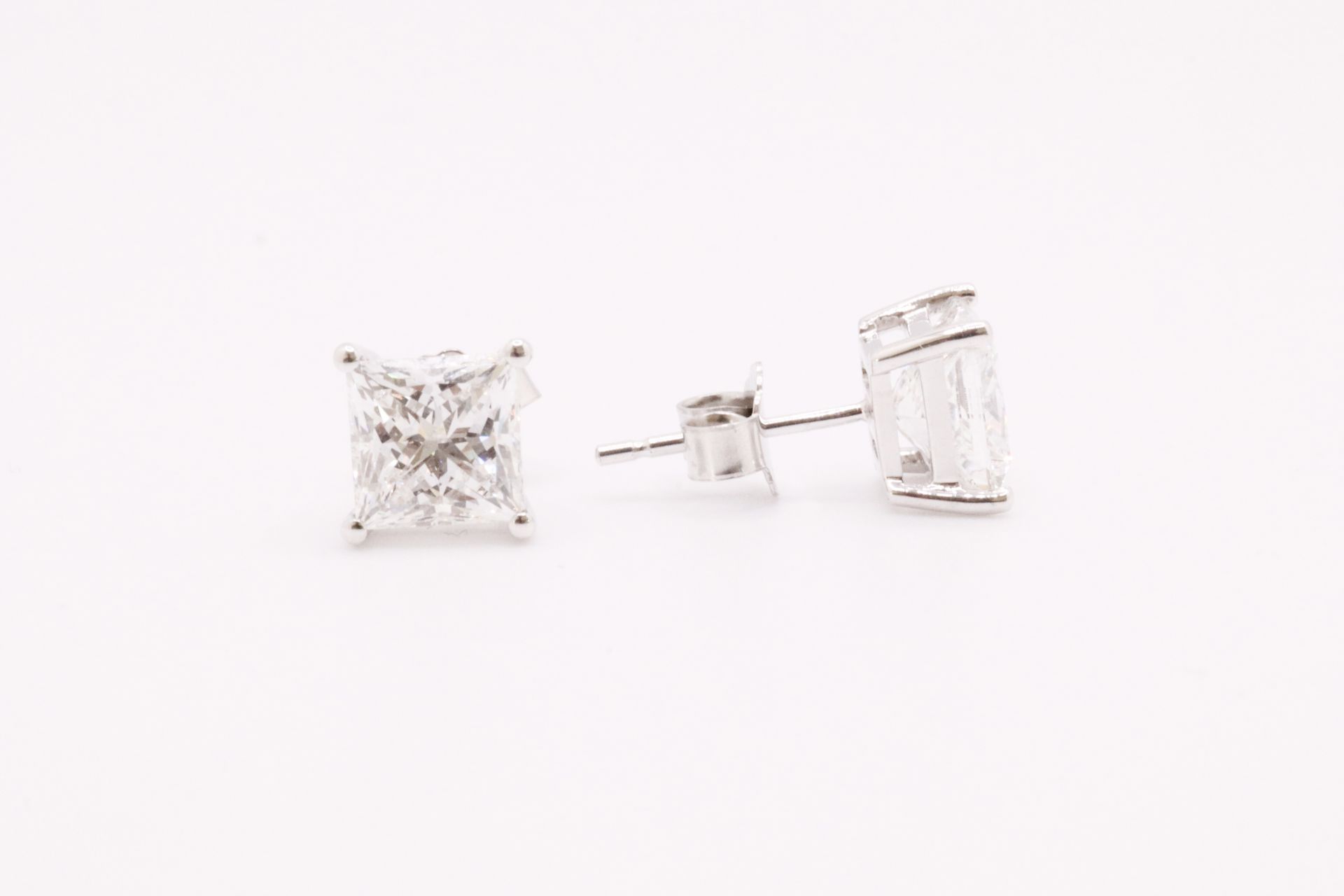 Princess Cut 2.00 Carat Natural Diamond Earrings 18kt White Gold - Colour D - VS Clarity- GIA - Bild 4 aus 6