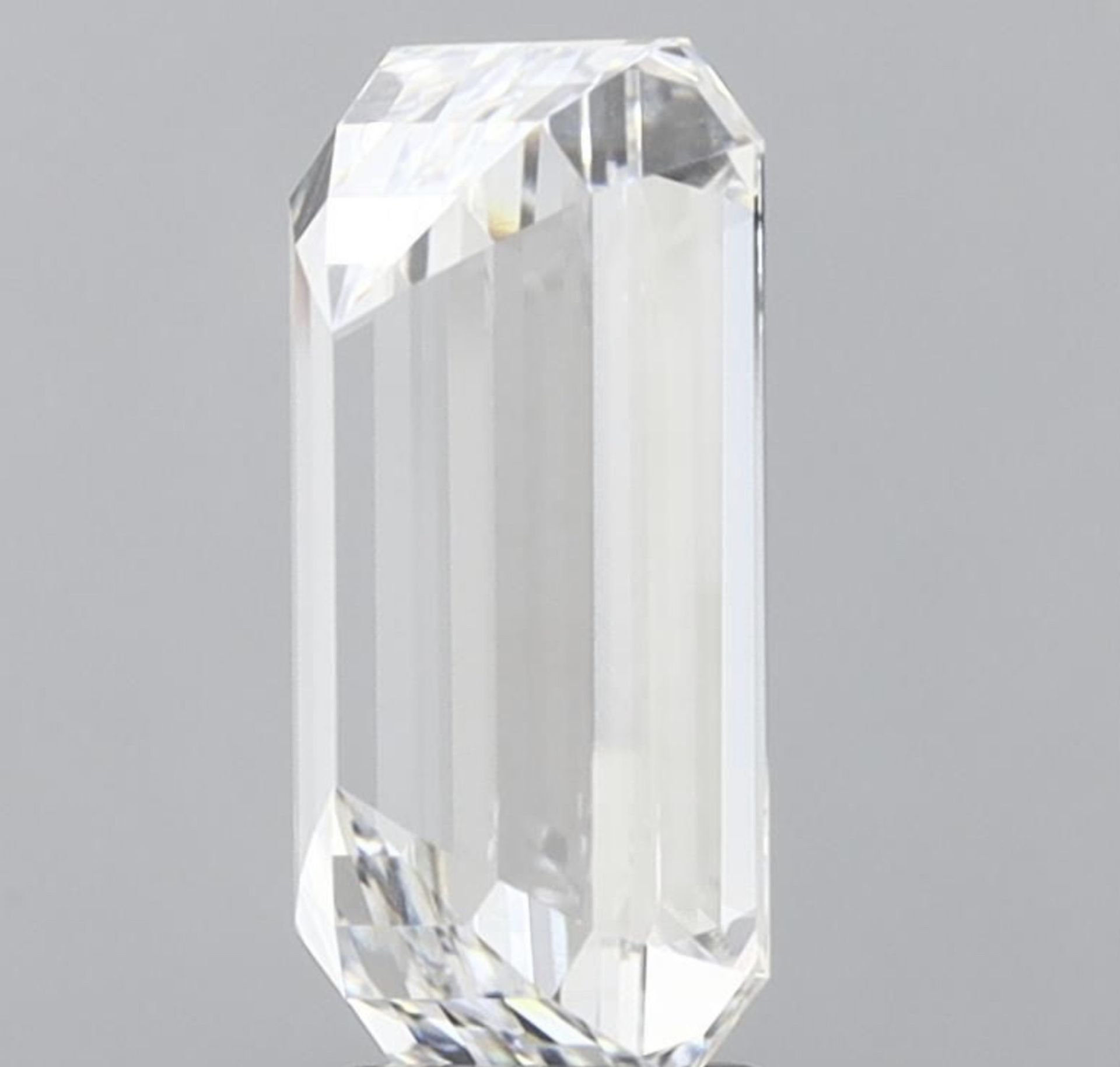 Emerald Cut Diamond E Colour VVS2 Clarity 5.12 Carat EX EX - LG595393312 - IGI - Bild 5 aus 9