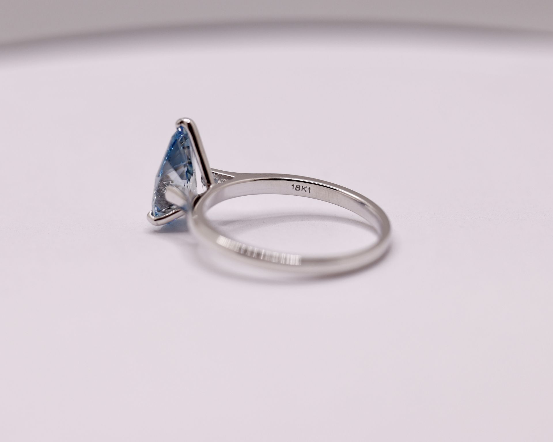 Fancy Blue Pear Cut 1.60 Carat Diamond 18Kt White Gold Ring - VS1 - Bild 5 aus 7