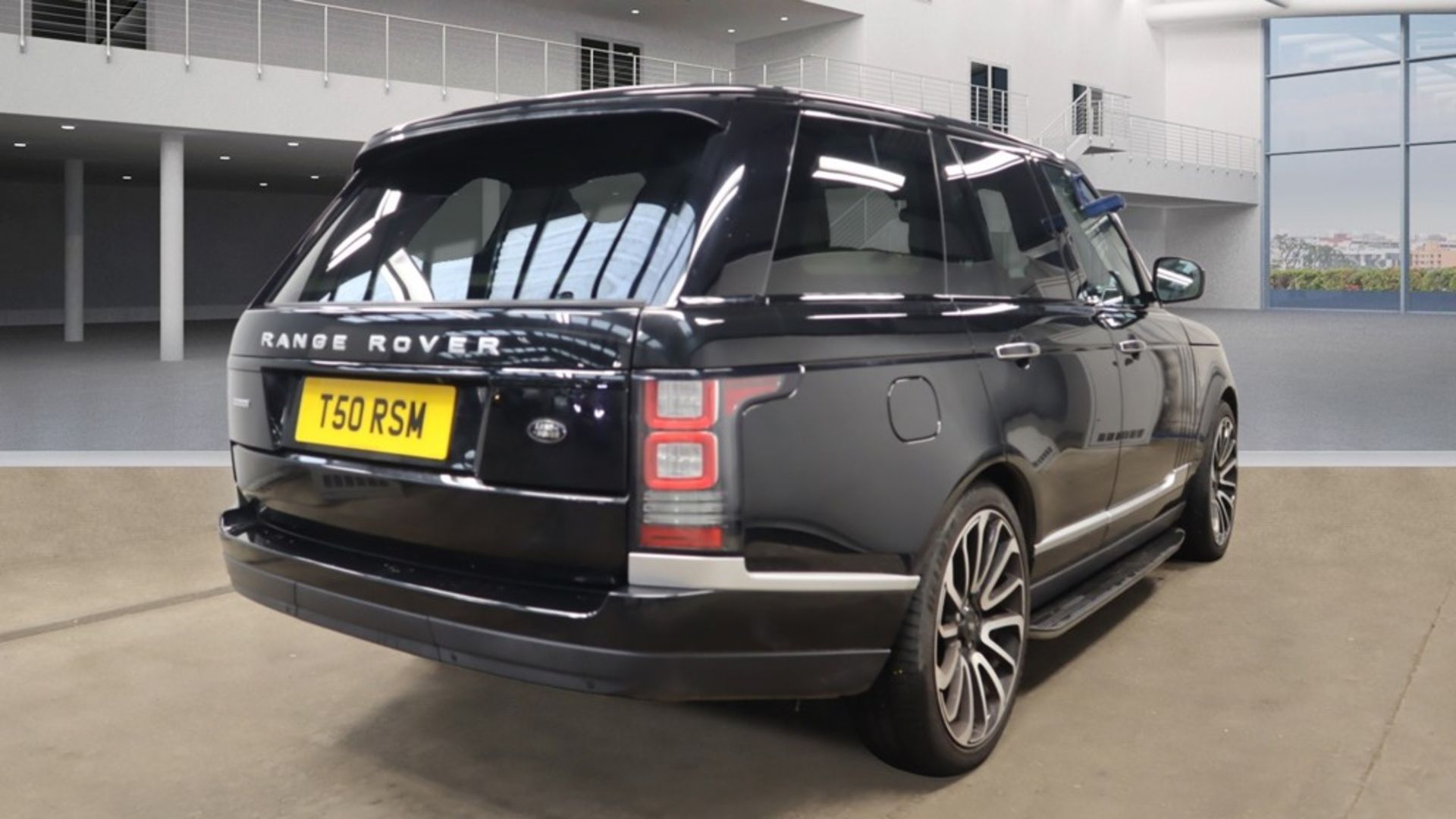 ** ON SALE ** Land Rover Range Rover Vogue 4.4 SDV8 Autobiography 2014 '14 Reg' Sat Nav - A/C - Image 3 of 7