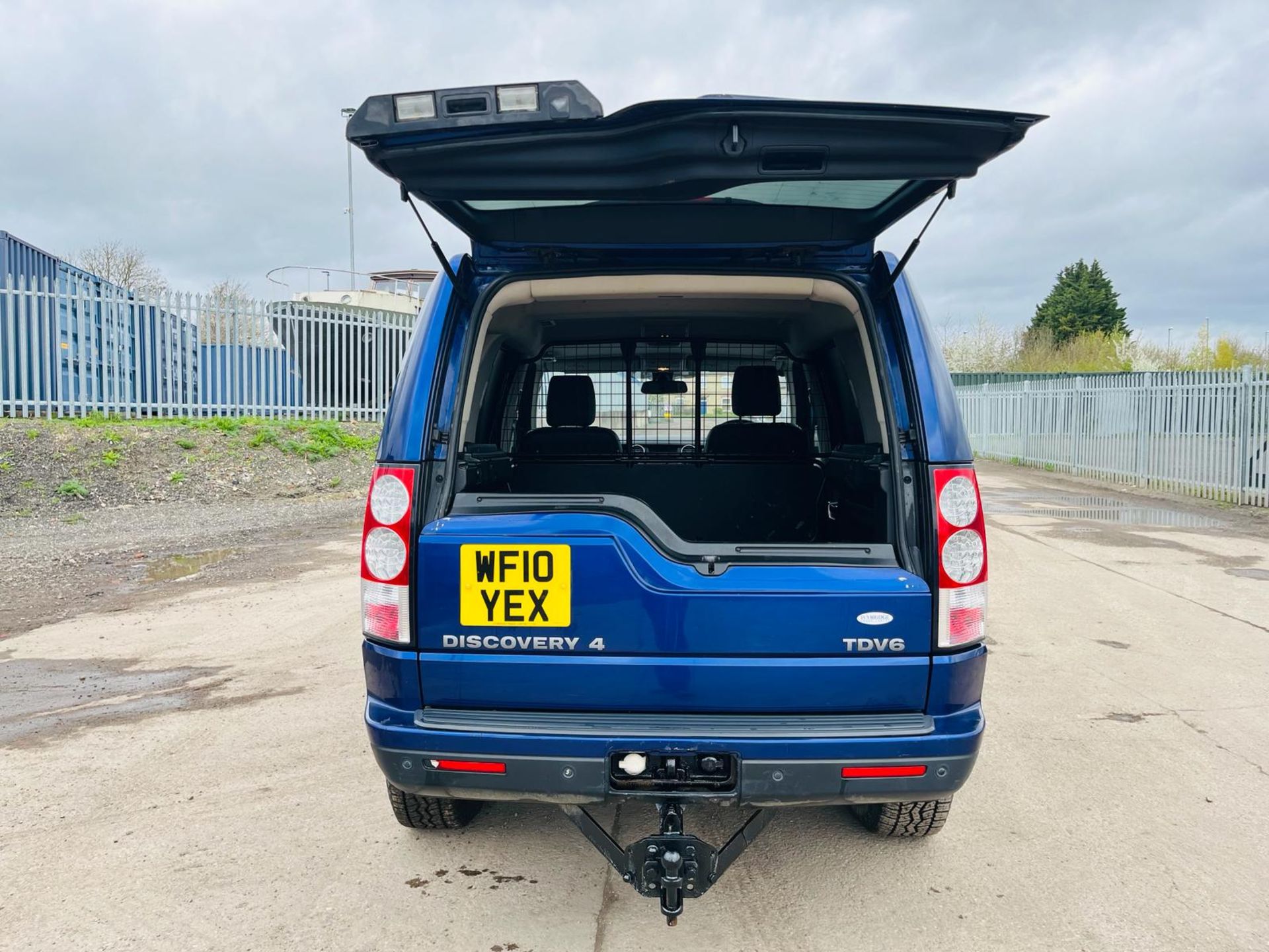 ** ON SALE ** Land Rover Discovery 4 2.7 TDV6 Commercial Van Auto -A/C-Sat Nav-Bluetooth Handsfree - Bild 7 aus 31