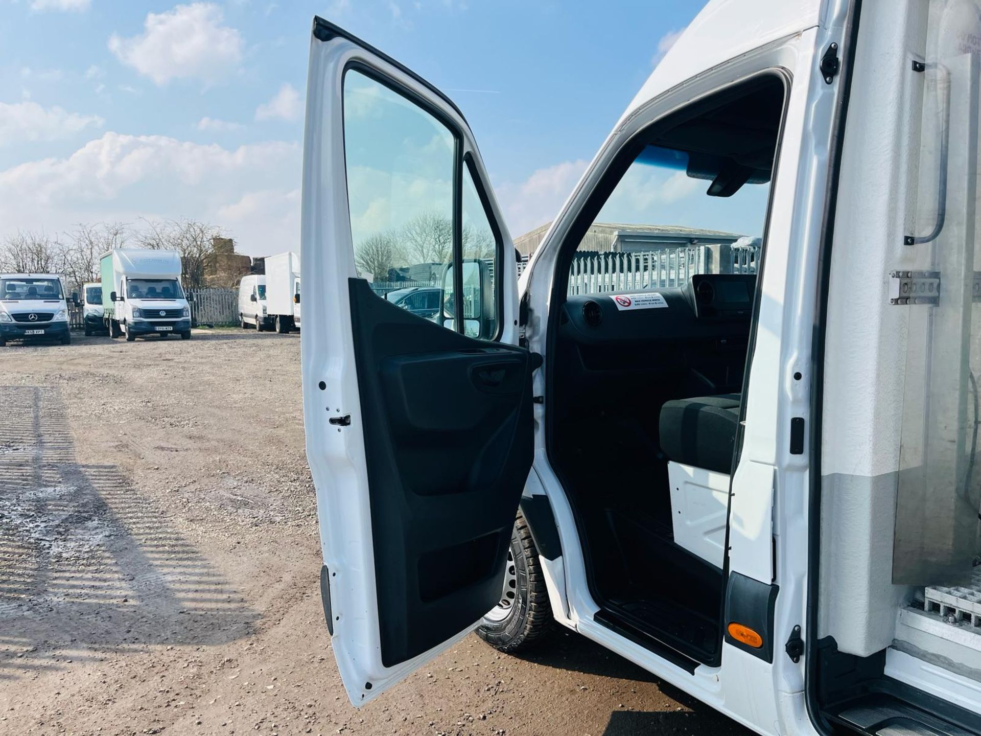 Mercedes-Benz Sprinter Fridge / Freezer 314 CDI 3.5T 2.1 L2 H2 2020 '20 reg' - A/C - ULEZ Compliant - Image 26 of 28