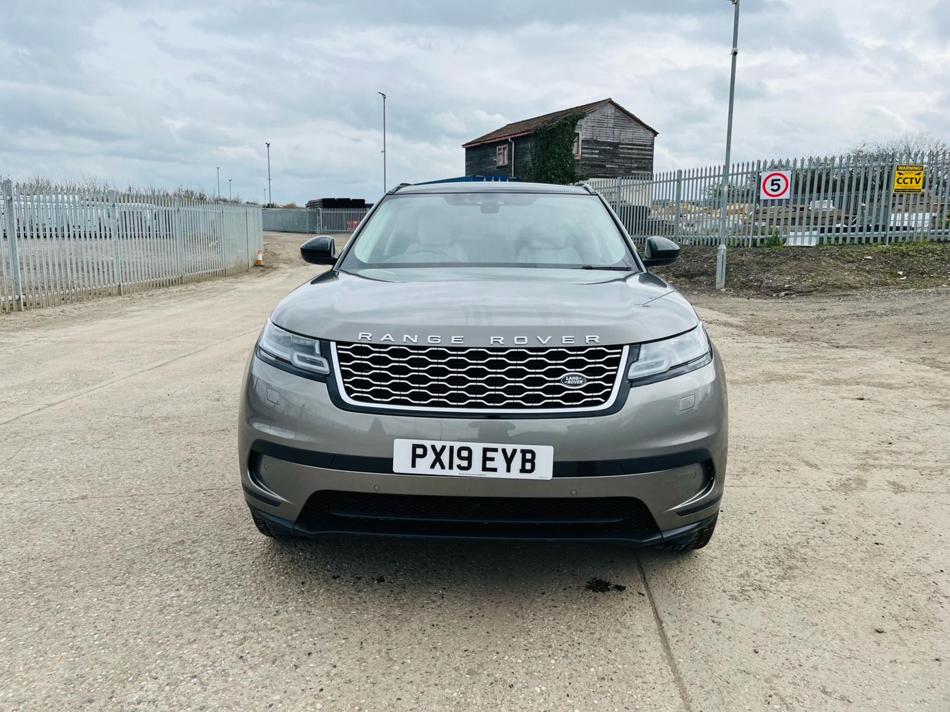 ** ON SALE ** Land Rover Range Rover Velar 2.0 P250 SE 2019'19 Reg'- Only 57539 Miles - Bild 2 aus 41