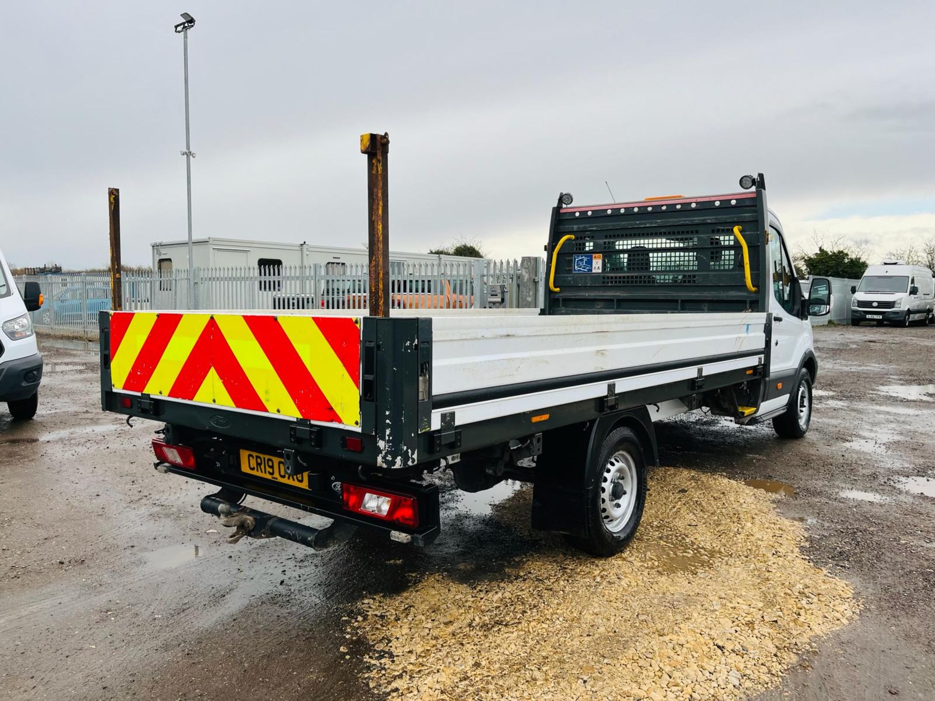 Ford Transit Dropside 350 L3 RWD TDCI 130 2.0 -2019 '19 Reg'- Tow Bar-ULEZ Compliant -1 Former Owner - Image 9 of 24