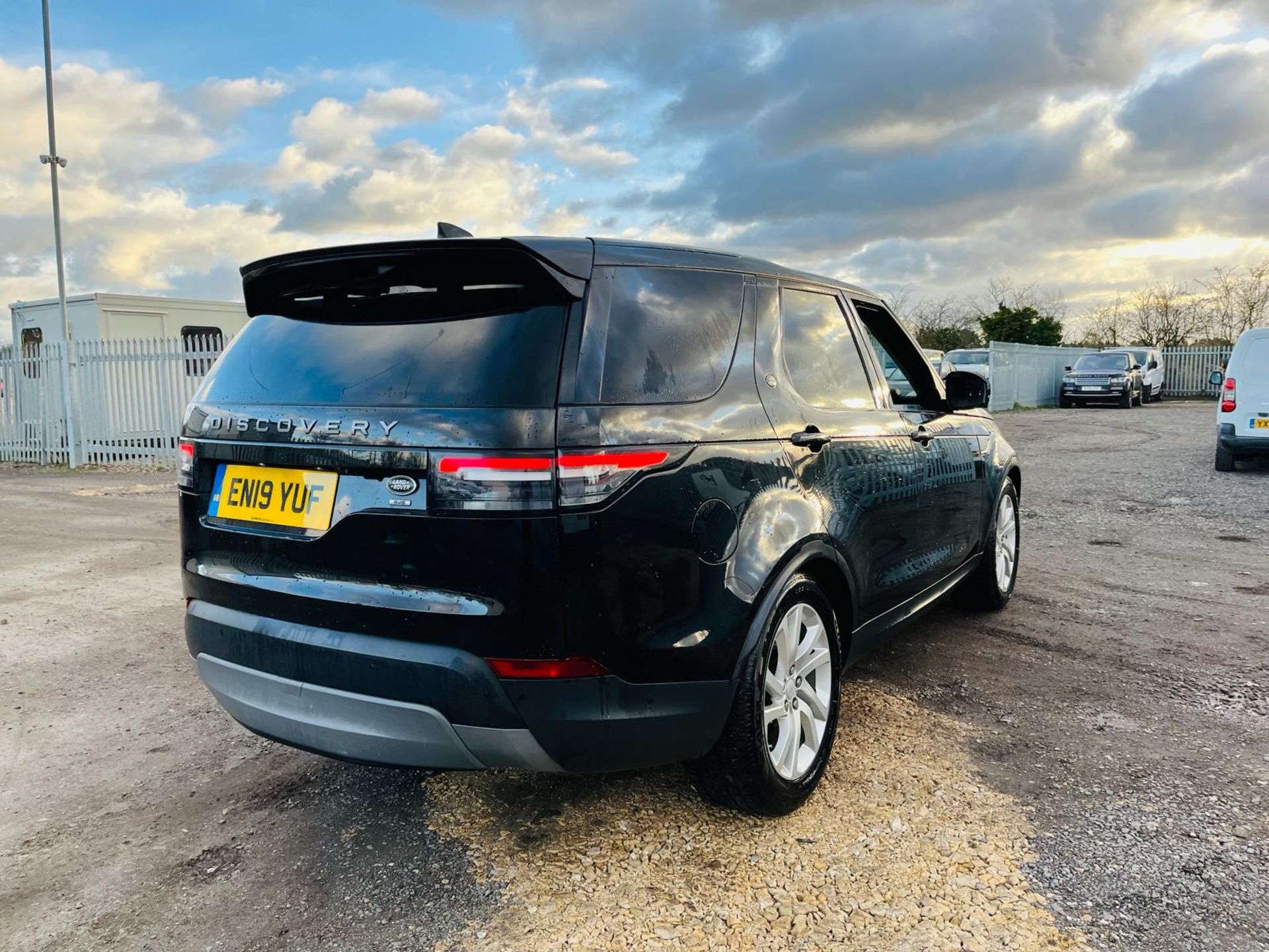 Land Rover Discovery 306 SE Van 3.0 SD6 2019 '19 Reg' - A/C-Navigation-Alloy Wheels- ULEZ Compliant - Bild 9 aus 31