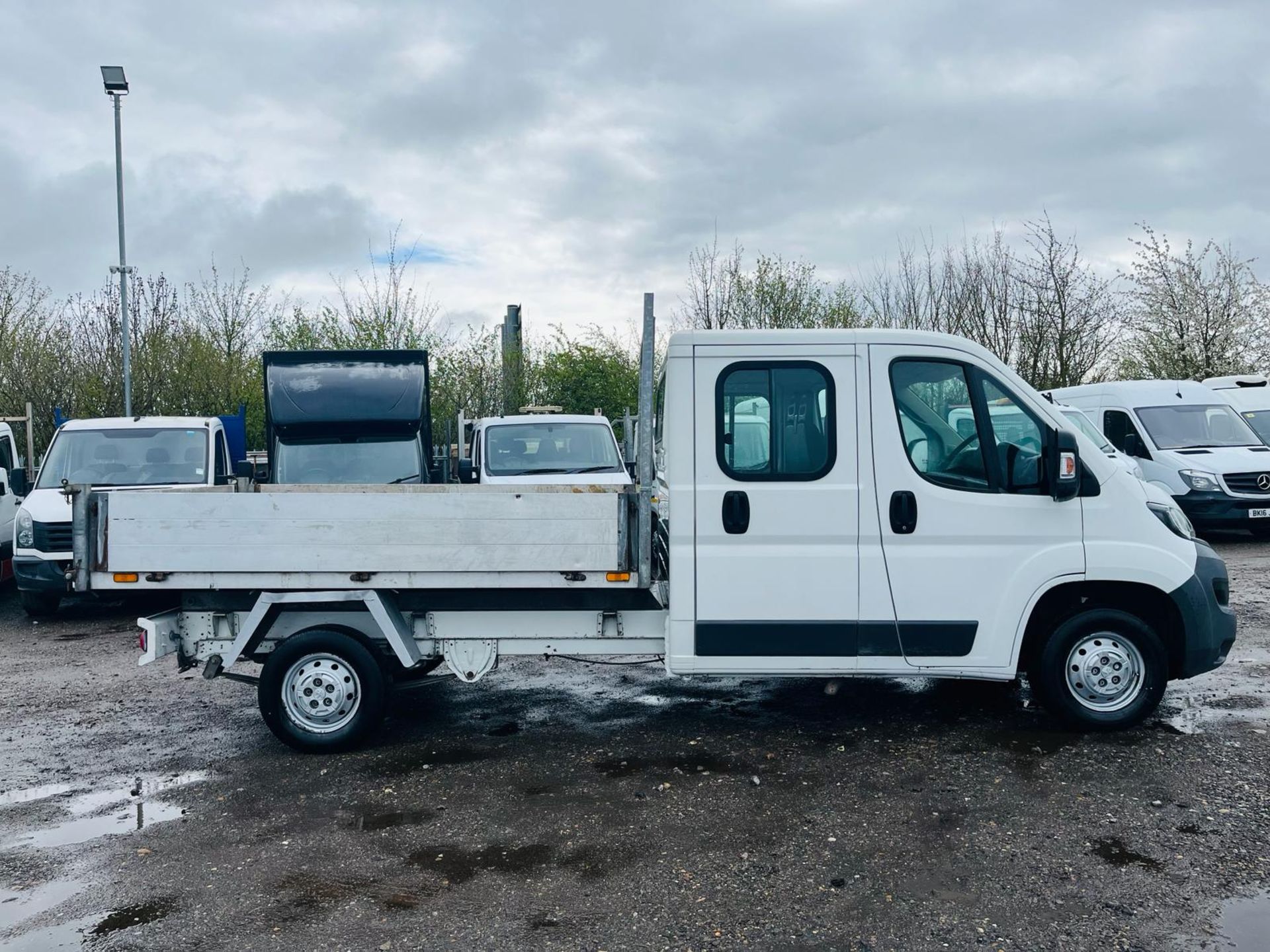 ** ON SALE ** Peugeot Boxer 335 2.2 Hdi Tipper 130 L3H1 Crewcab 2016'16 Reg'-Bluetooth Handsfree - Image 14 of 38