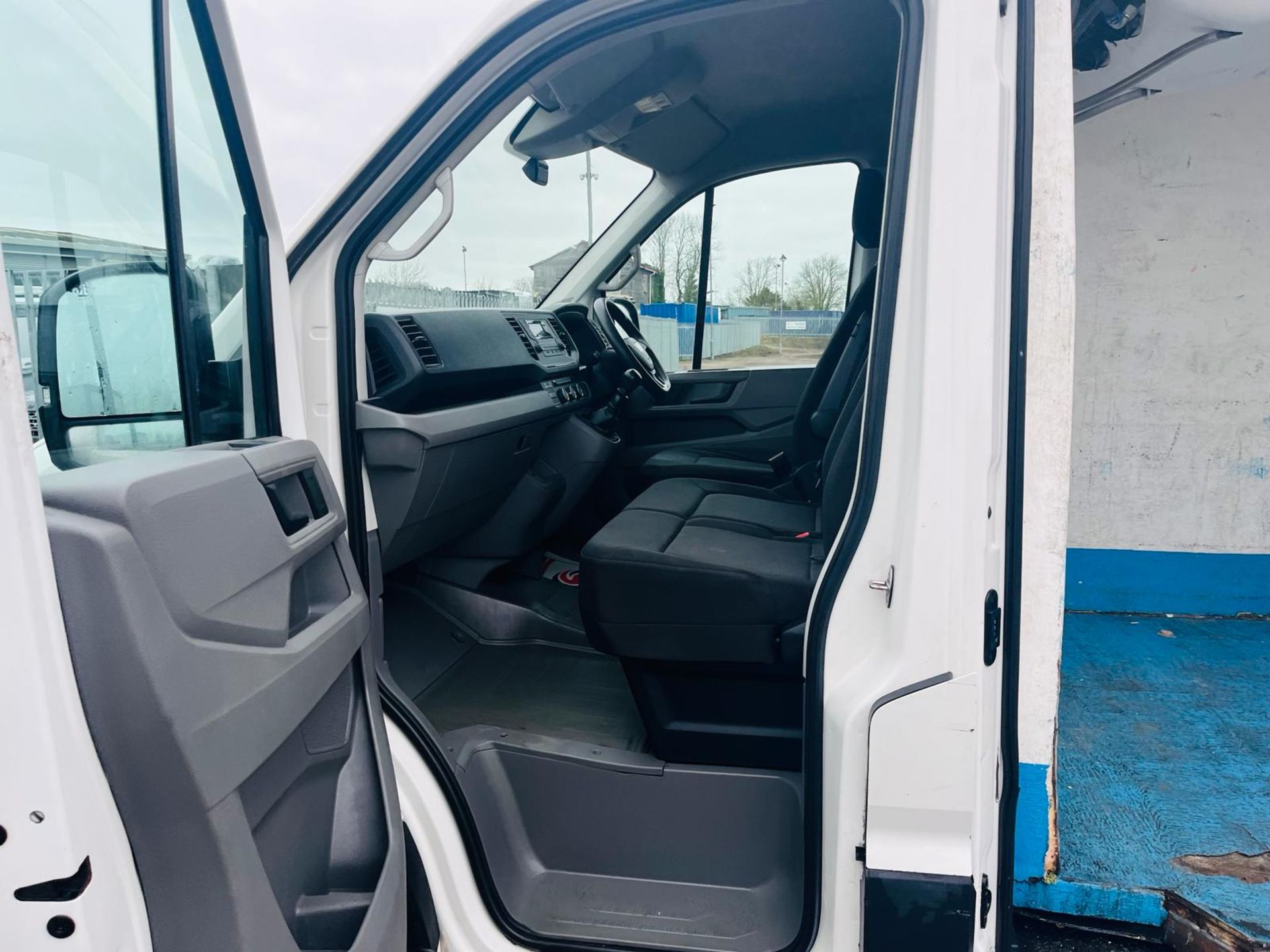 MAN TGE 3 FWD 2.0 TDI 140 SWB Standard - 2018 '68 Reg' Fridge/Freezer Unit - ULEZ Compliant - Image 25 of 28