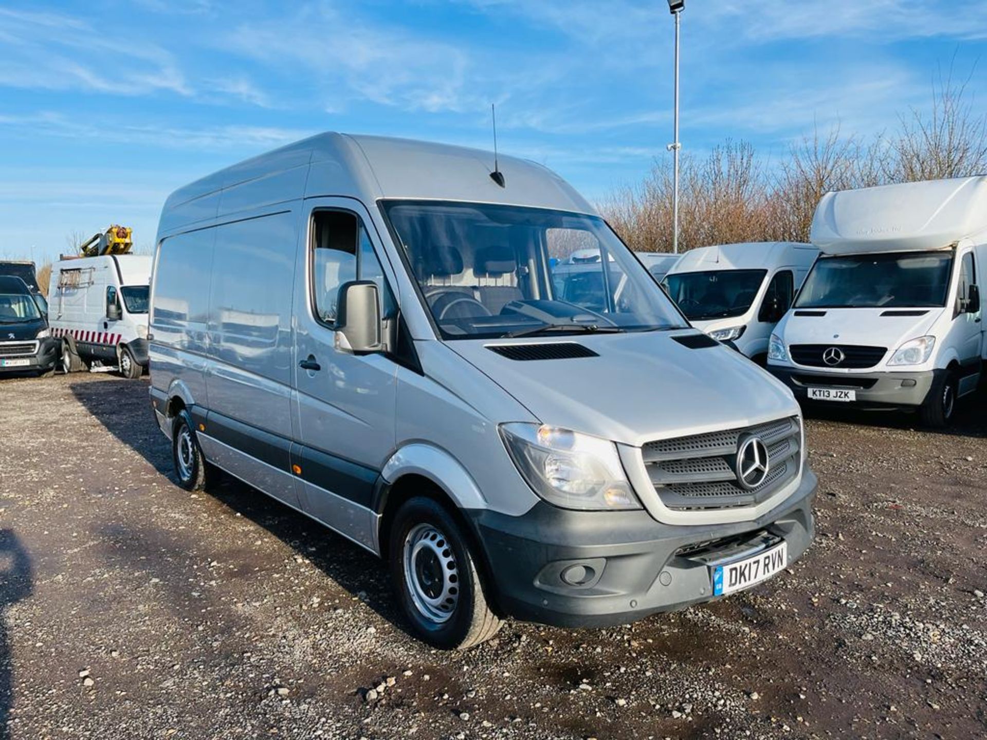 ** ON SALE ** Mercedes Benz Sprinter 2.1 314 CDI 3.5T L2 H3 Fridge/Freezer 2017 '17 Reg'