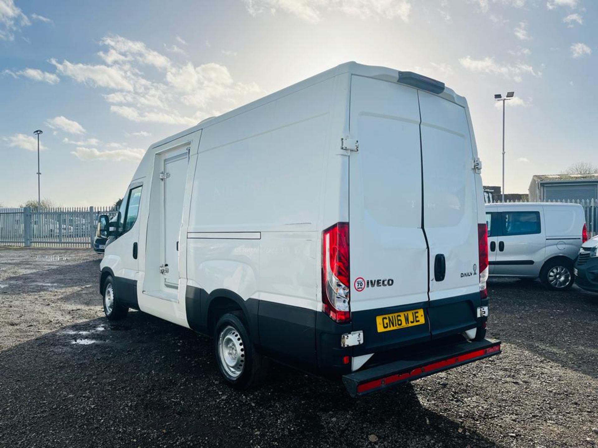 ** ON SALE ** Iveco Daily 2.3 HPI 35S13 L2 H3 2016 '16 Reg' Fridge/Freezer - No Vat - Image 8 of 27