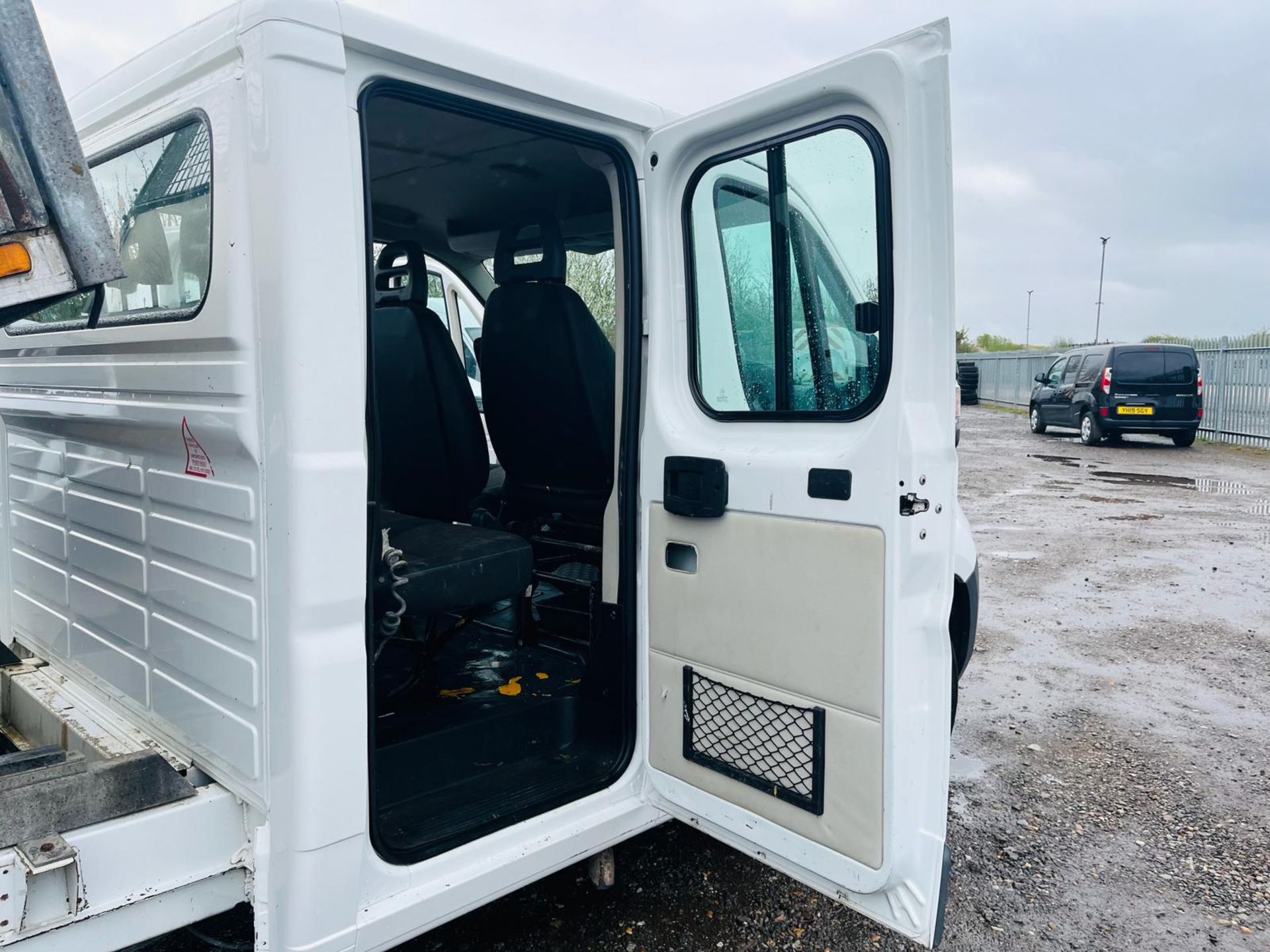 ** ON SALE ** Peugeot Boxer 335 2.2 Hdi Tipper 130 L3H1 Crewcab 2016'16 Reg'-Bluetooth Handsfree - Image 36 of 38