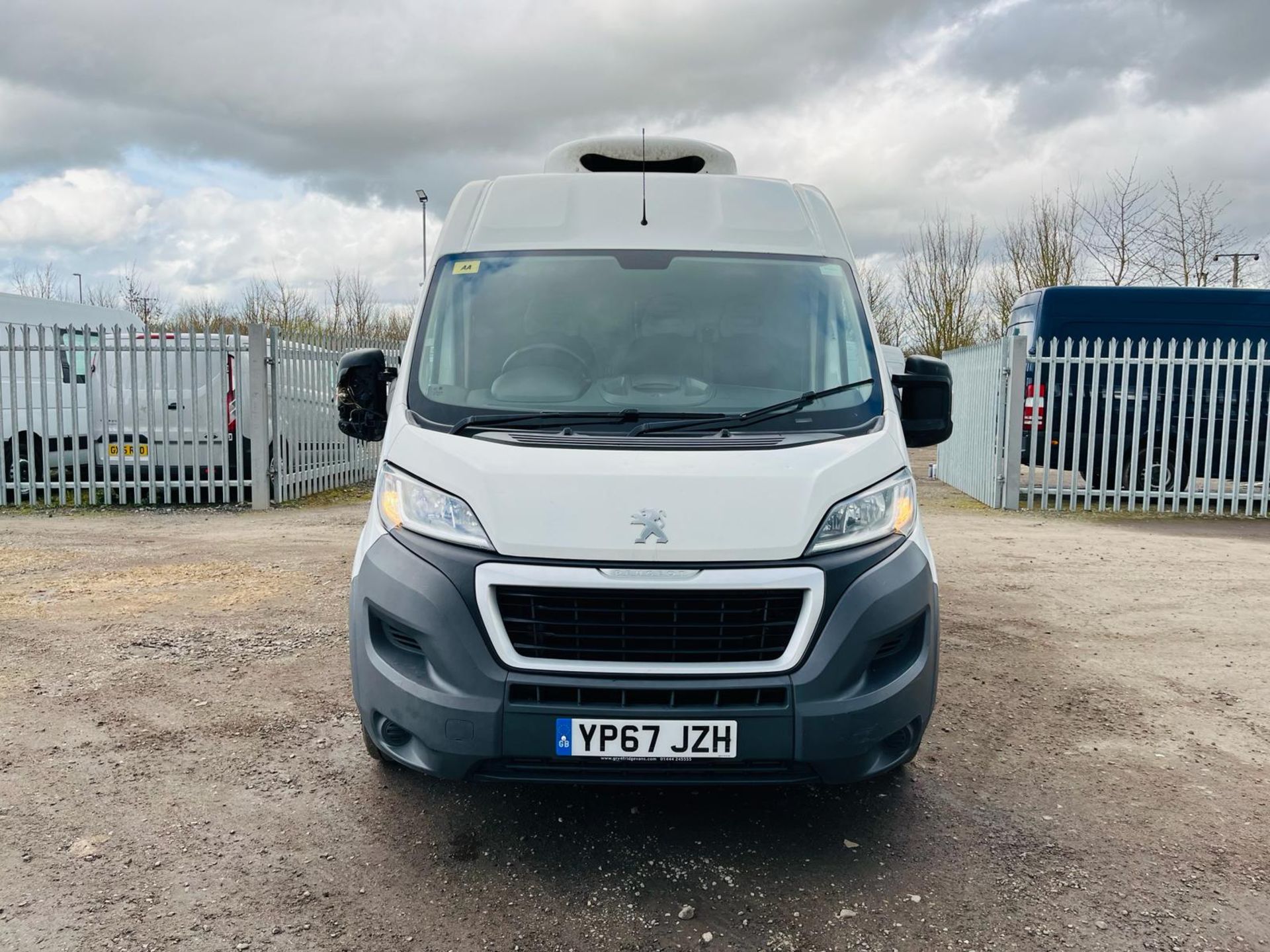 Peugeot Boxer 335 2.0 BLUEHDI 130 L3H2- 2017 '67 Reg'- Refrigerated -ULEZ Compliant - Image 2 of 27