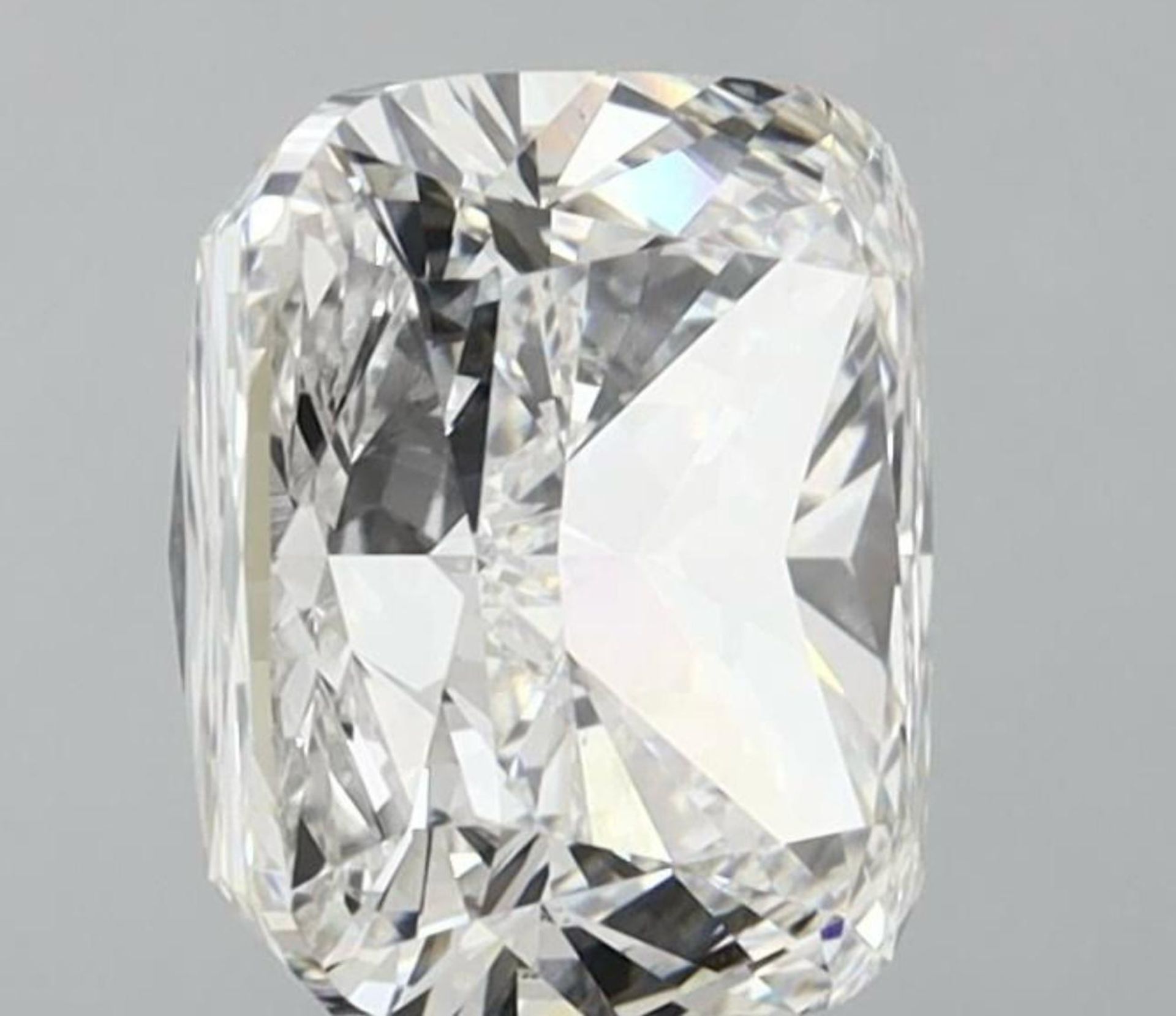 Cushion Brilliant Cut Diamond F Colour VS1 Clarity 8.05 Carat EX EX - IGI - Bild 2 aus 9