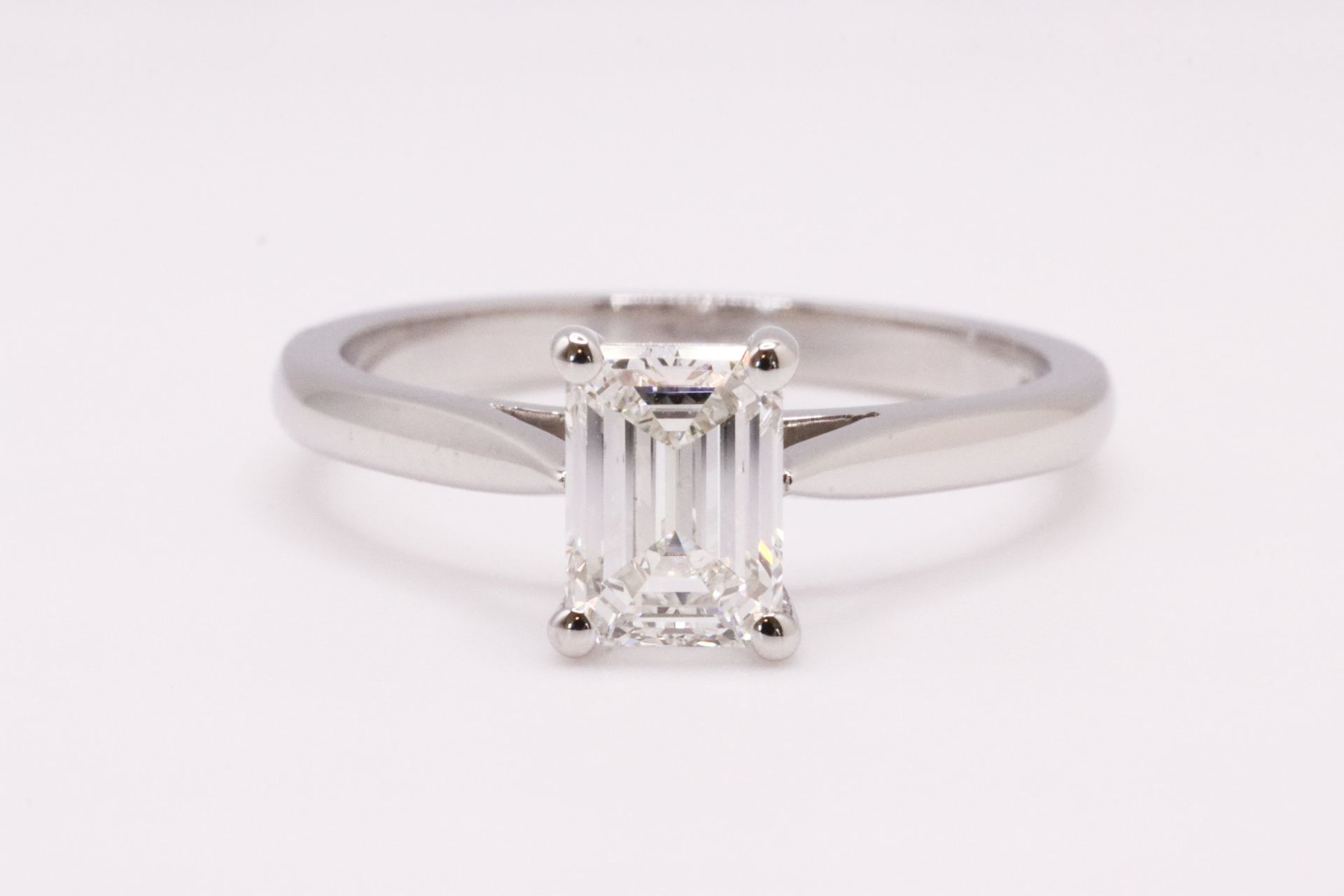 Emerald Cut Natural Diamond Platinum Ring 1.00 Carat D Colour VS1 Clarity EX EX - GIA - Image 4 of 8