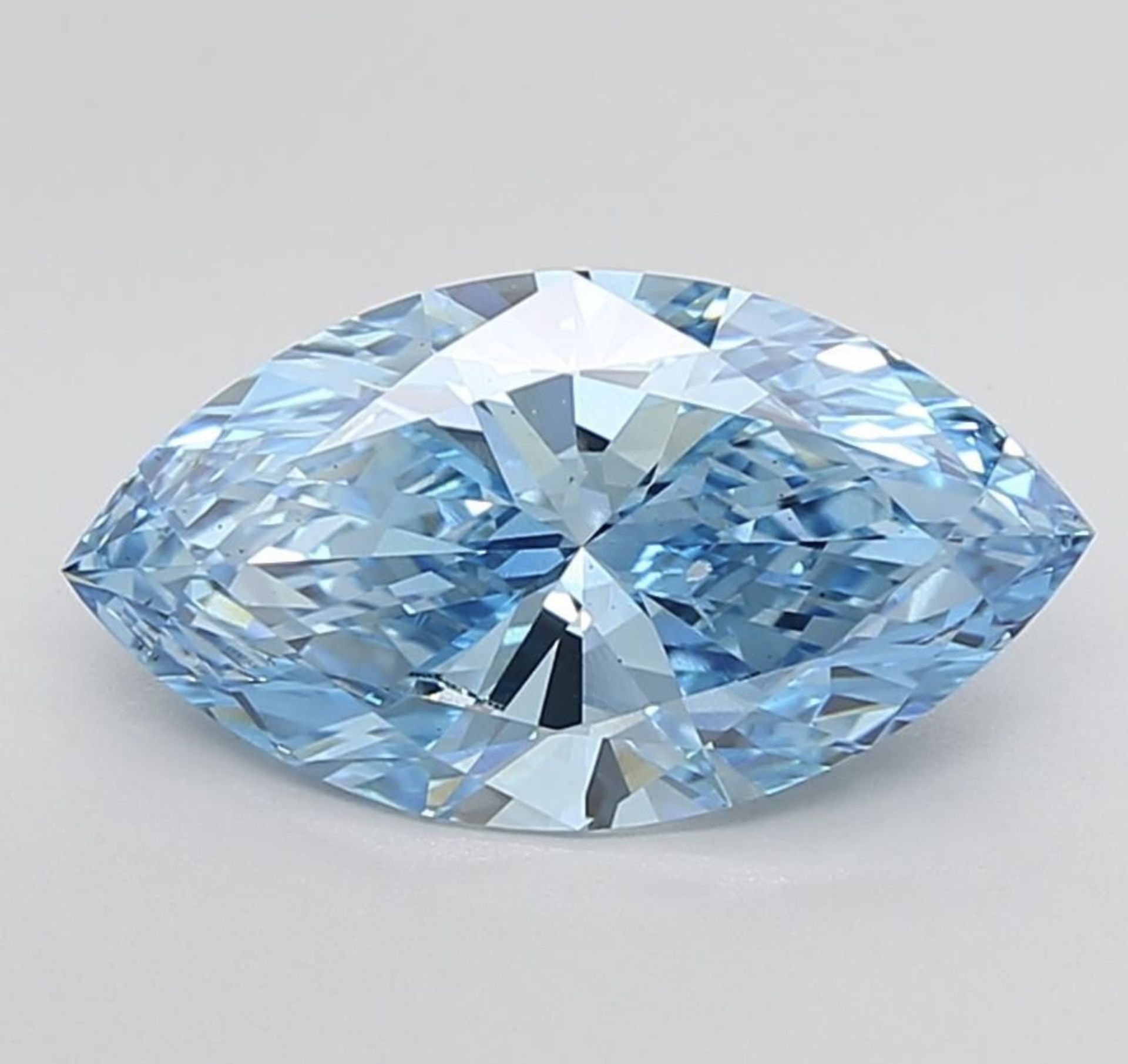 ** ON SALE ** Marquise cut 4.02 Carat Diamond Fancy Blue Colour VS2 Clarity EX EX - IGI - Bild 2 aus 9