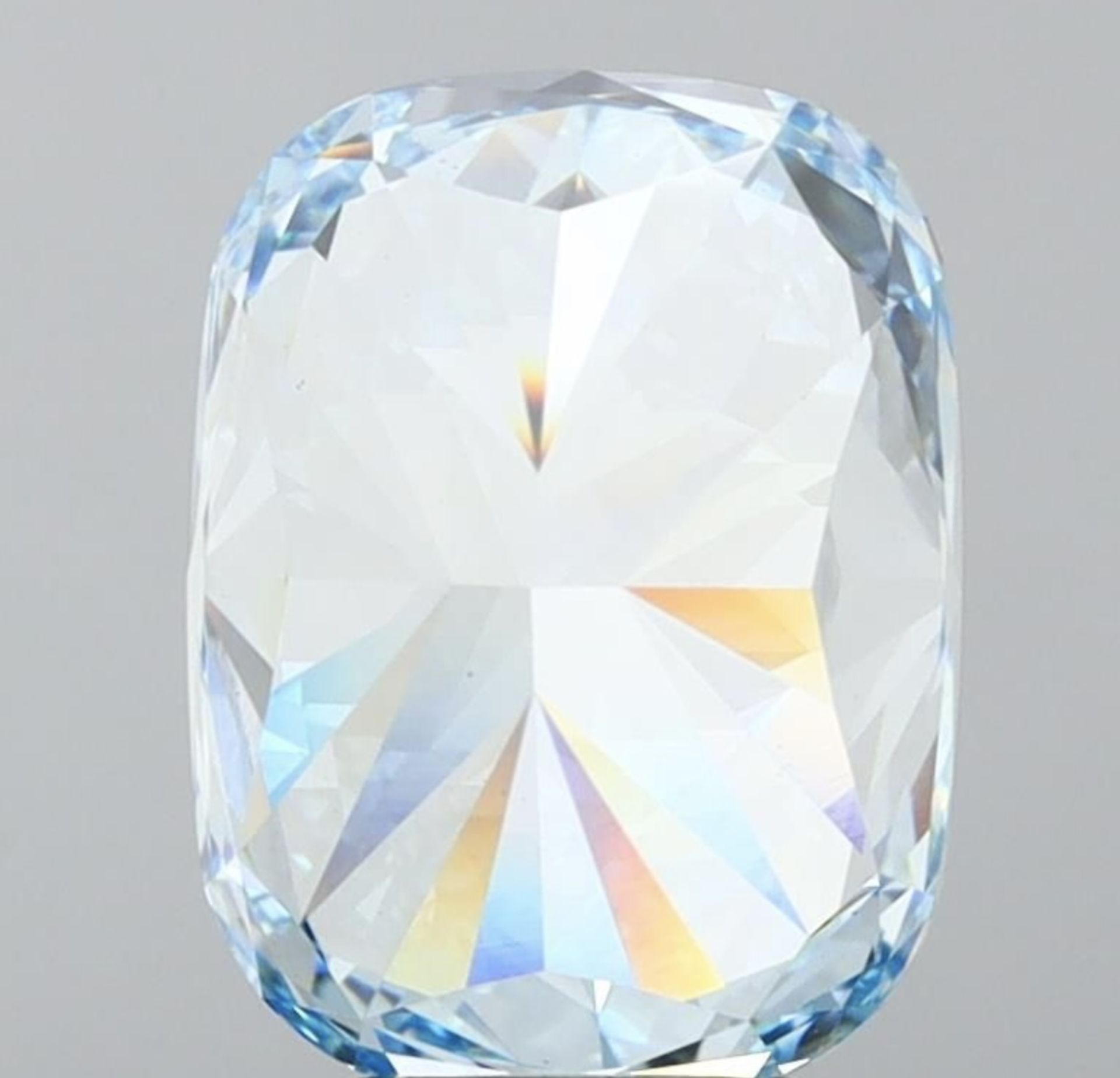 Cushion Brilliant Diamond 5.42 Carat Fancy Blue Colour VS2 Clarity EX EX - IGI - Bild 4 aus 7